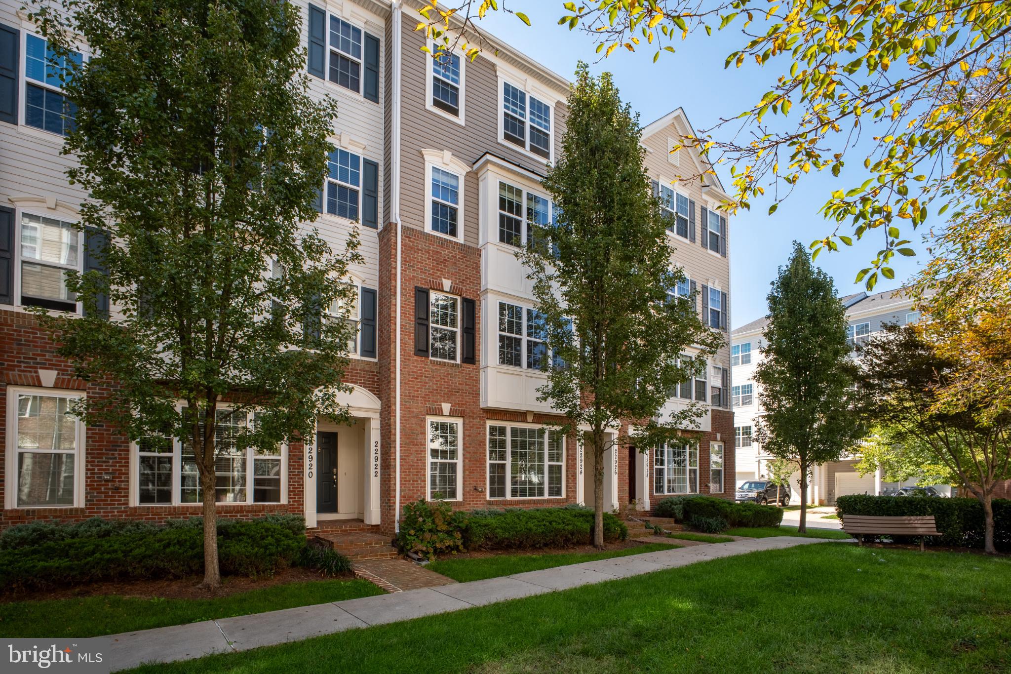 22926 SPICEBUSH DRIVE 1632
