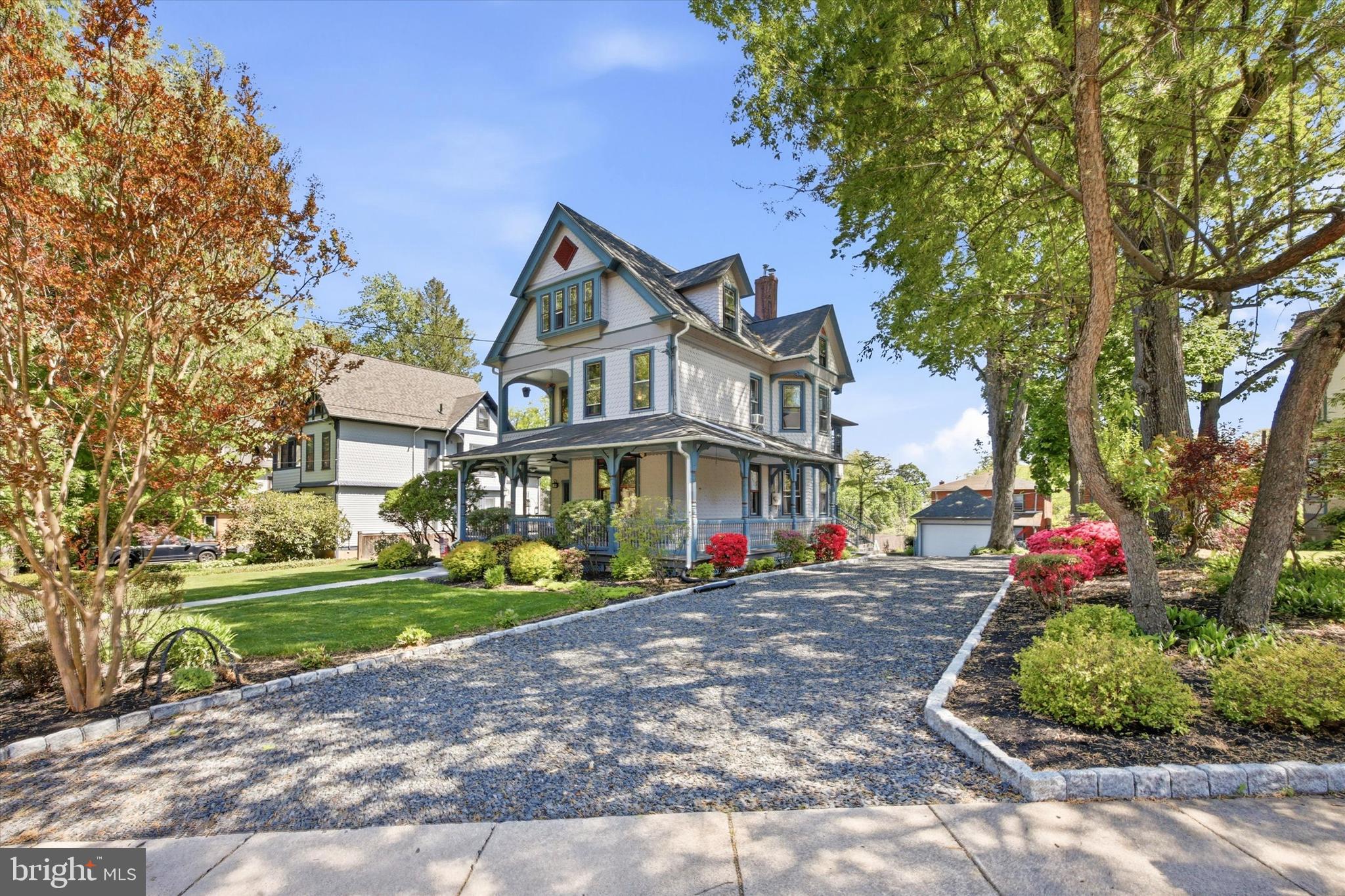 126 WOODLAND ROAD
