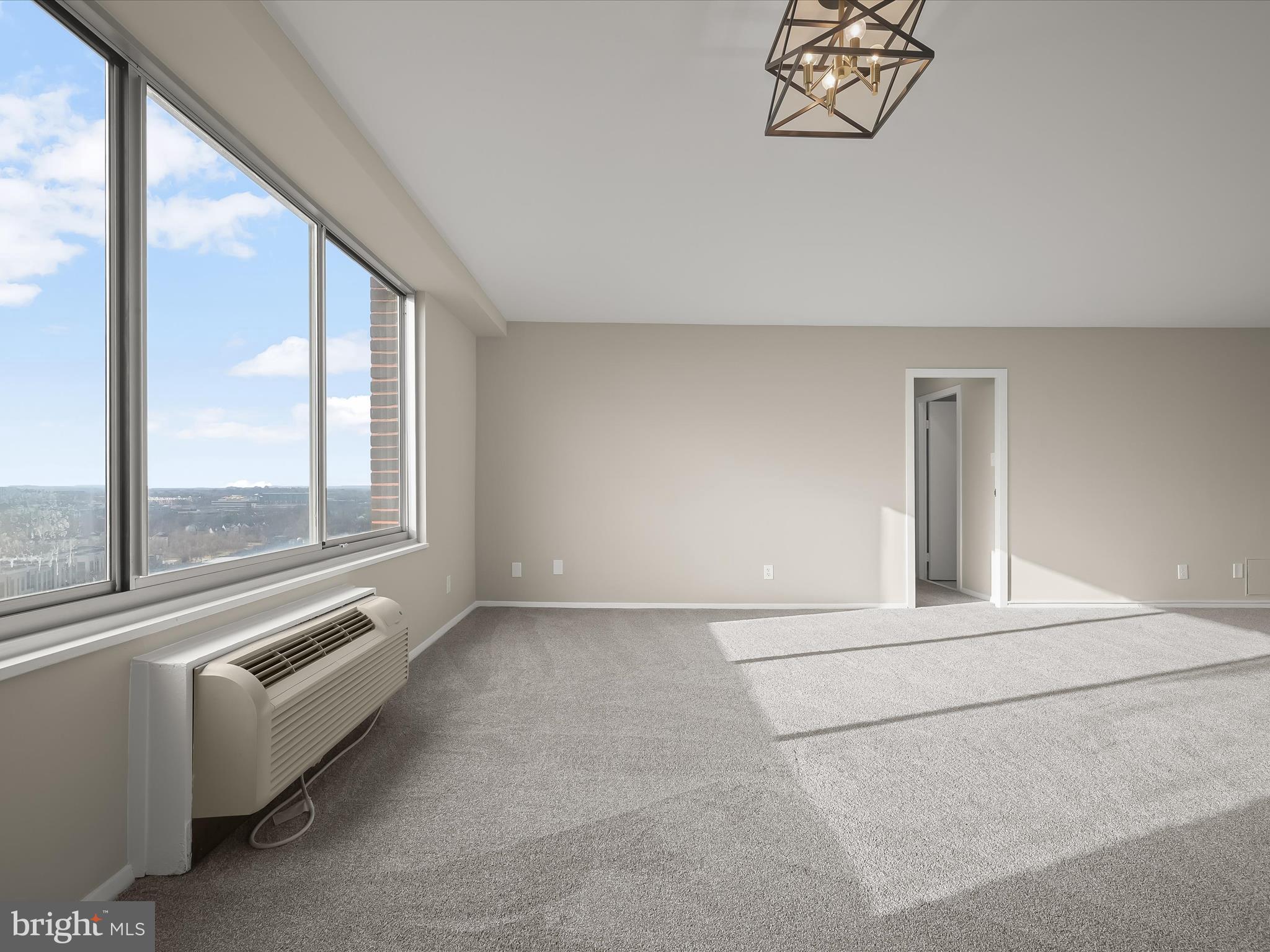 WASHINGTON TOWER - Residential