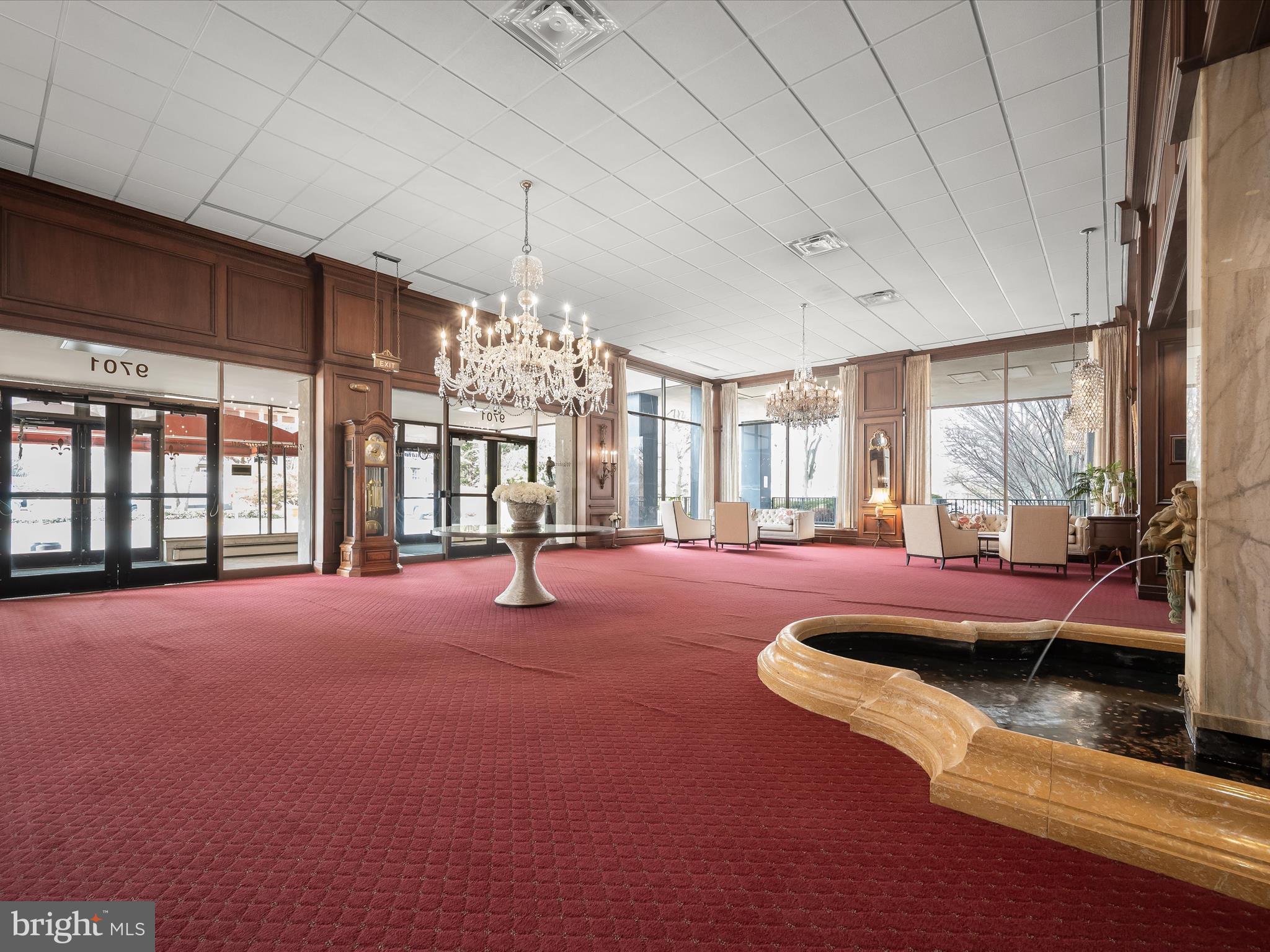 WASHINGTON TOWER - Residential