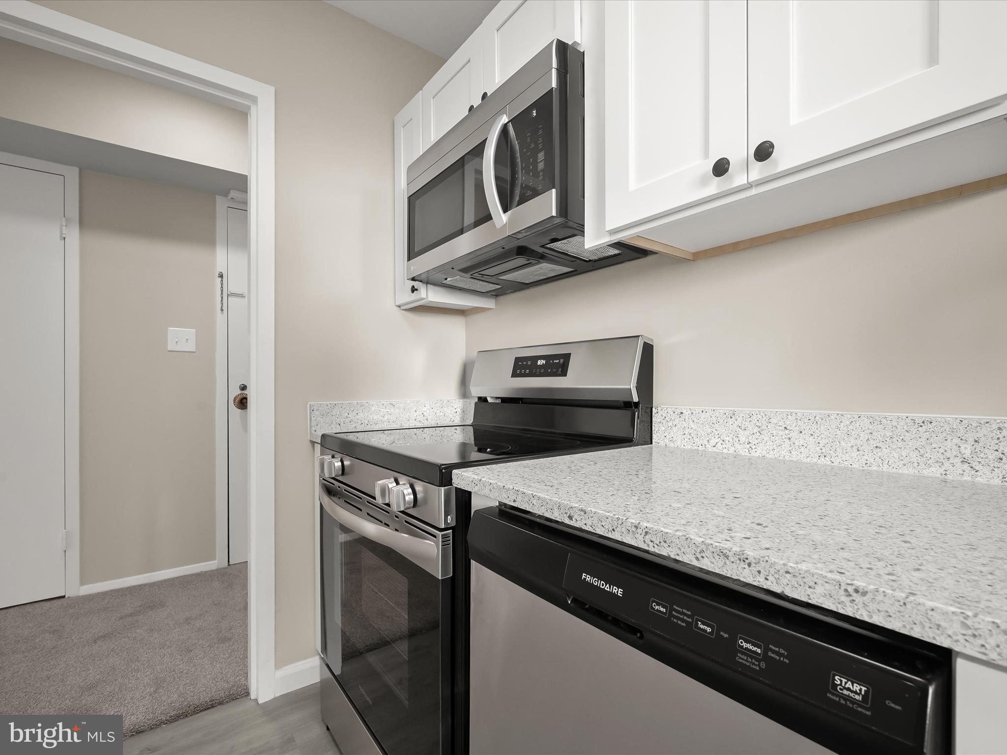 WASHINGTON TOWER - Residential