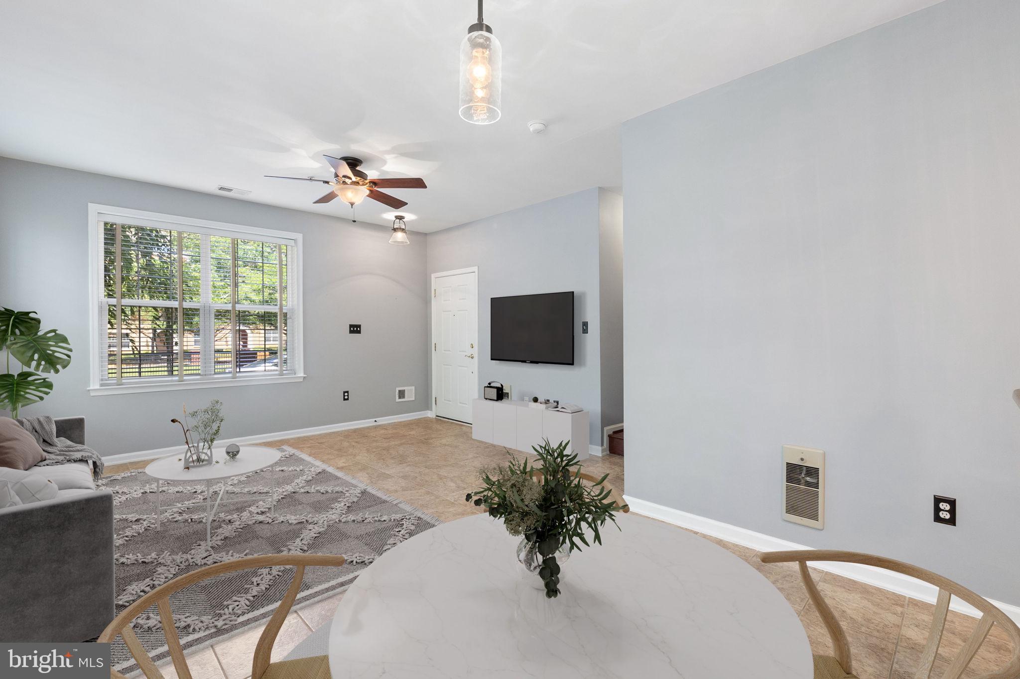 TOWNES CONDOMINIUMS - Residential