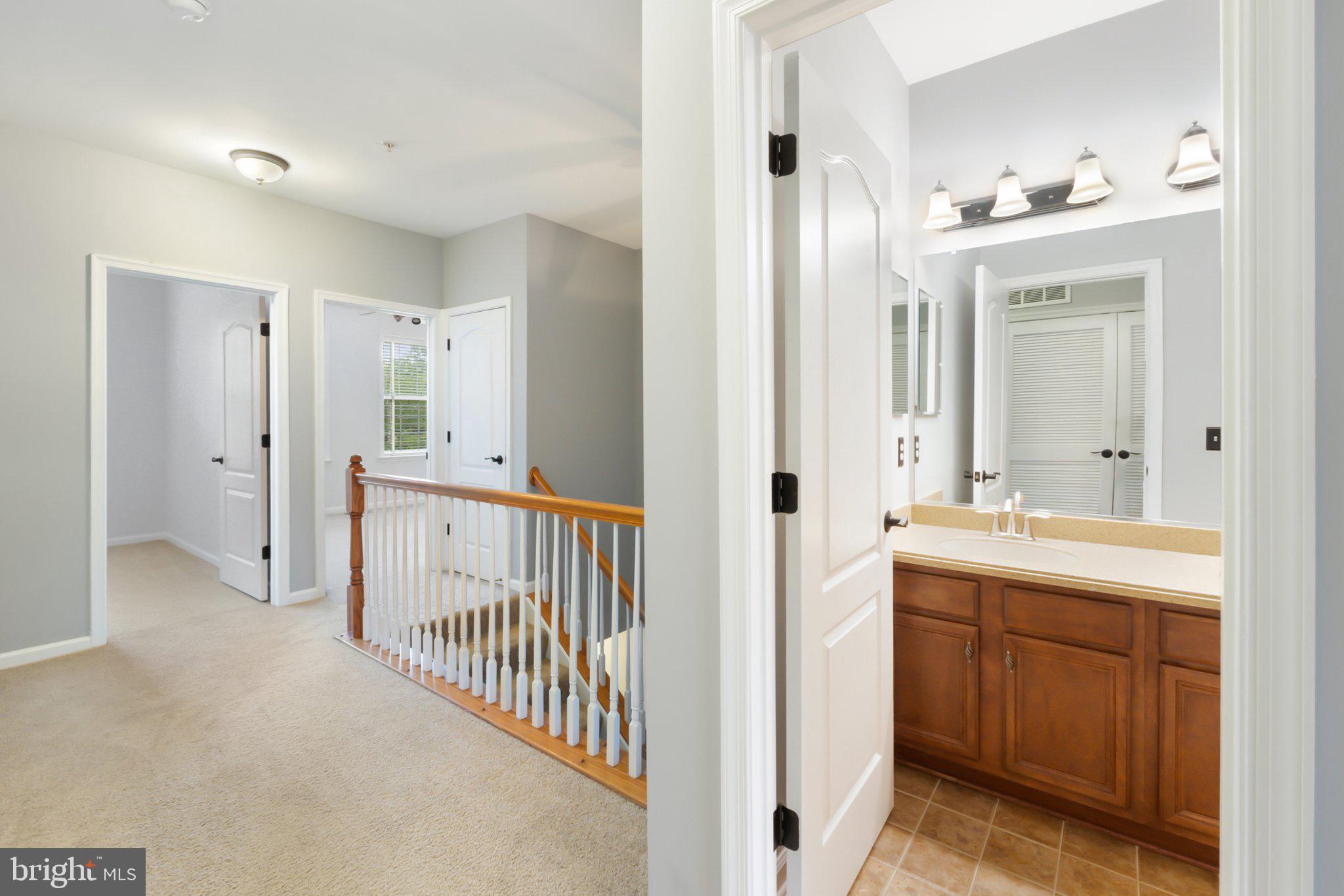 TOWNES CONDOMINIUMS - Residential