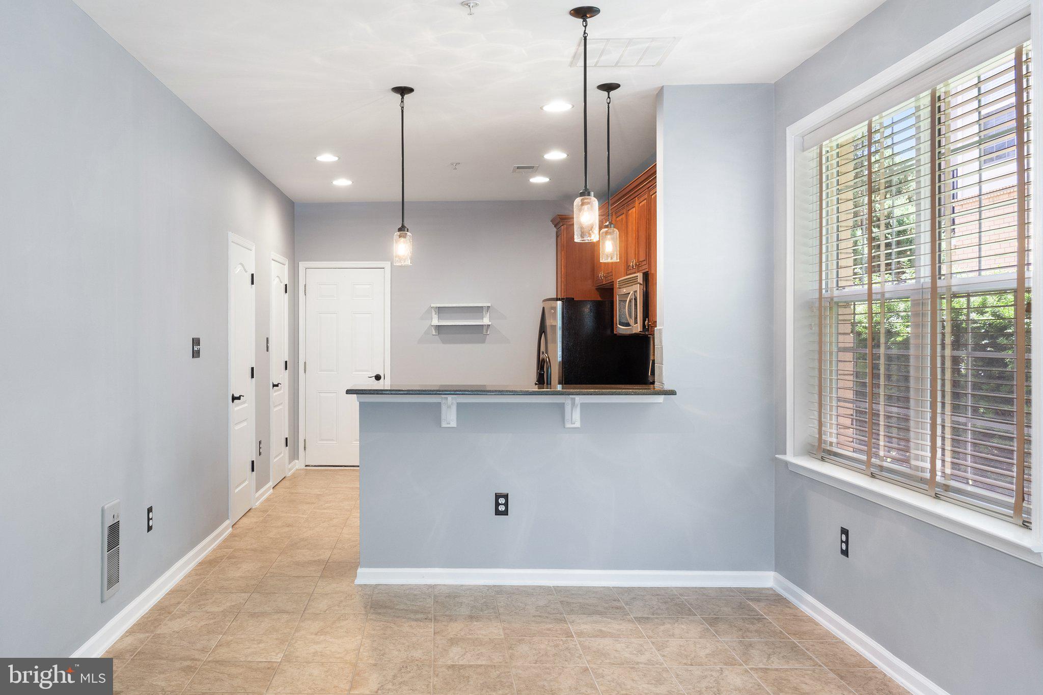 TOWNES CONDOMINIUMS - Residential