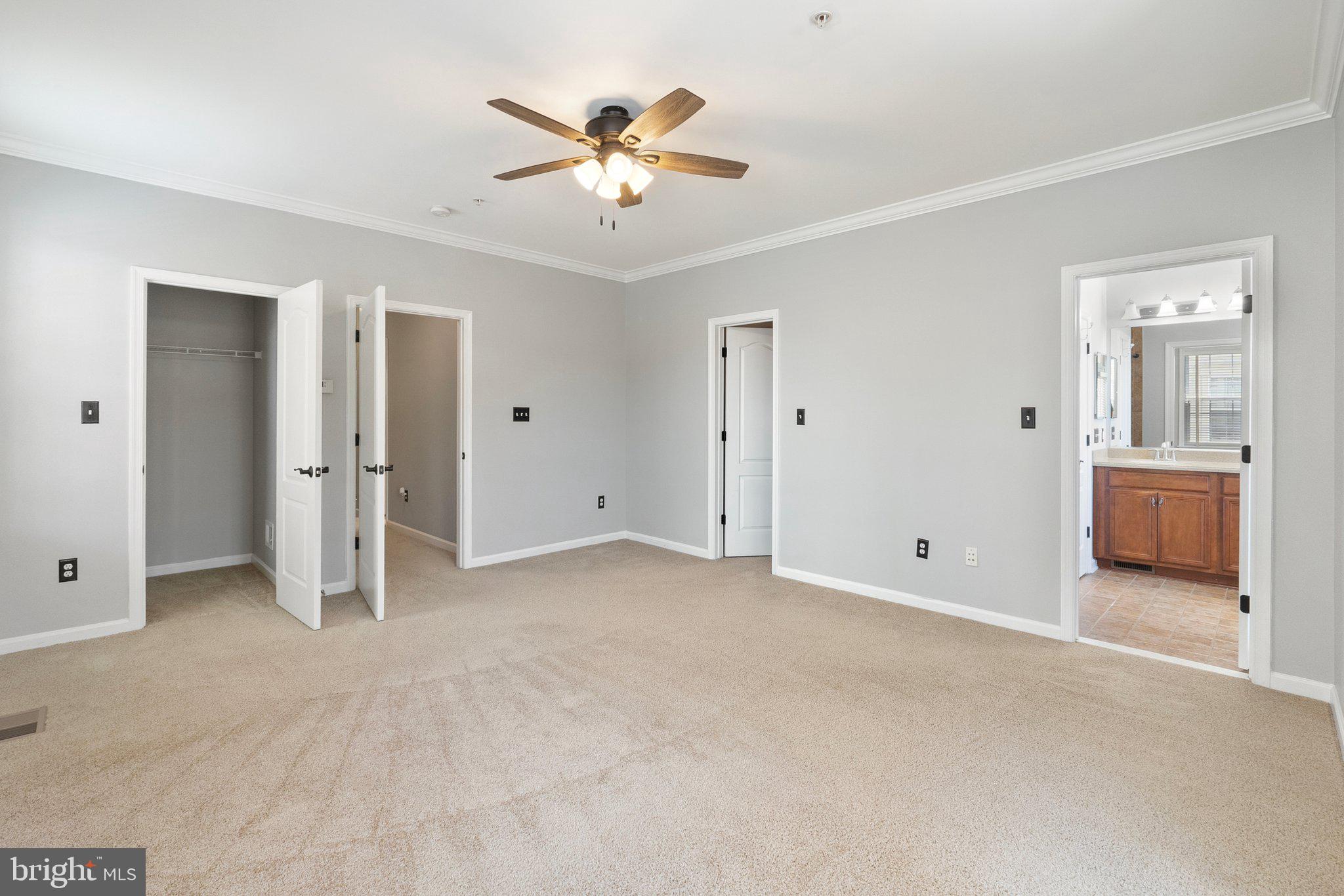 TOWNES CONDOMINIUMS - Residential