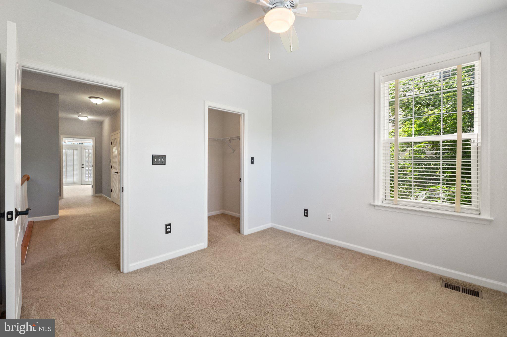 TOWNES CONDOMINIUMS - Residential