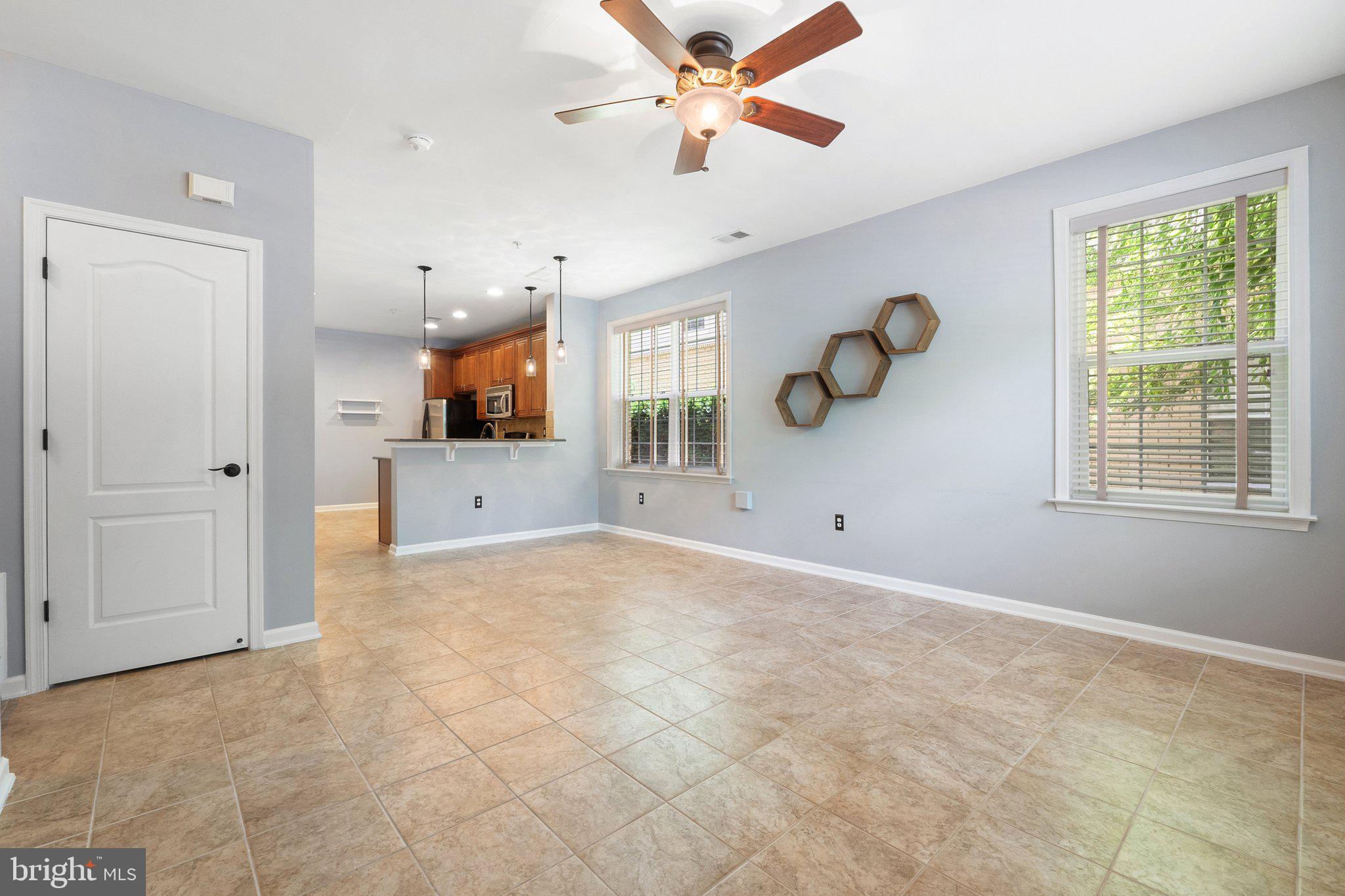 TOWNES CONDOMINIUMS - Residential