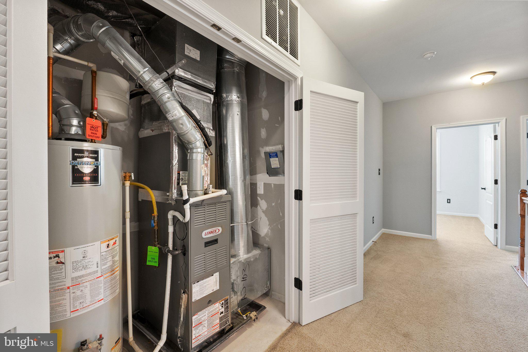 TOWNES CONDOMINIUMS - Residential