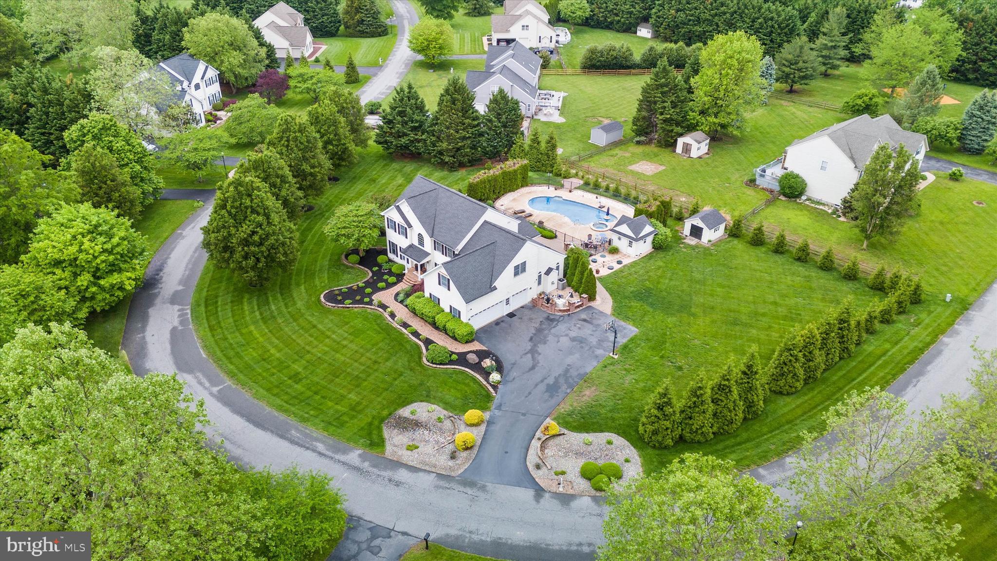9 FREDERICKSBURG DRIVE