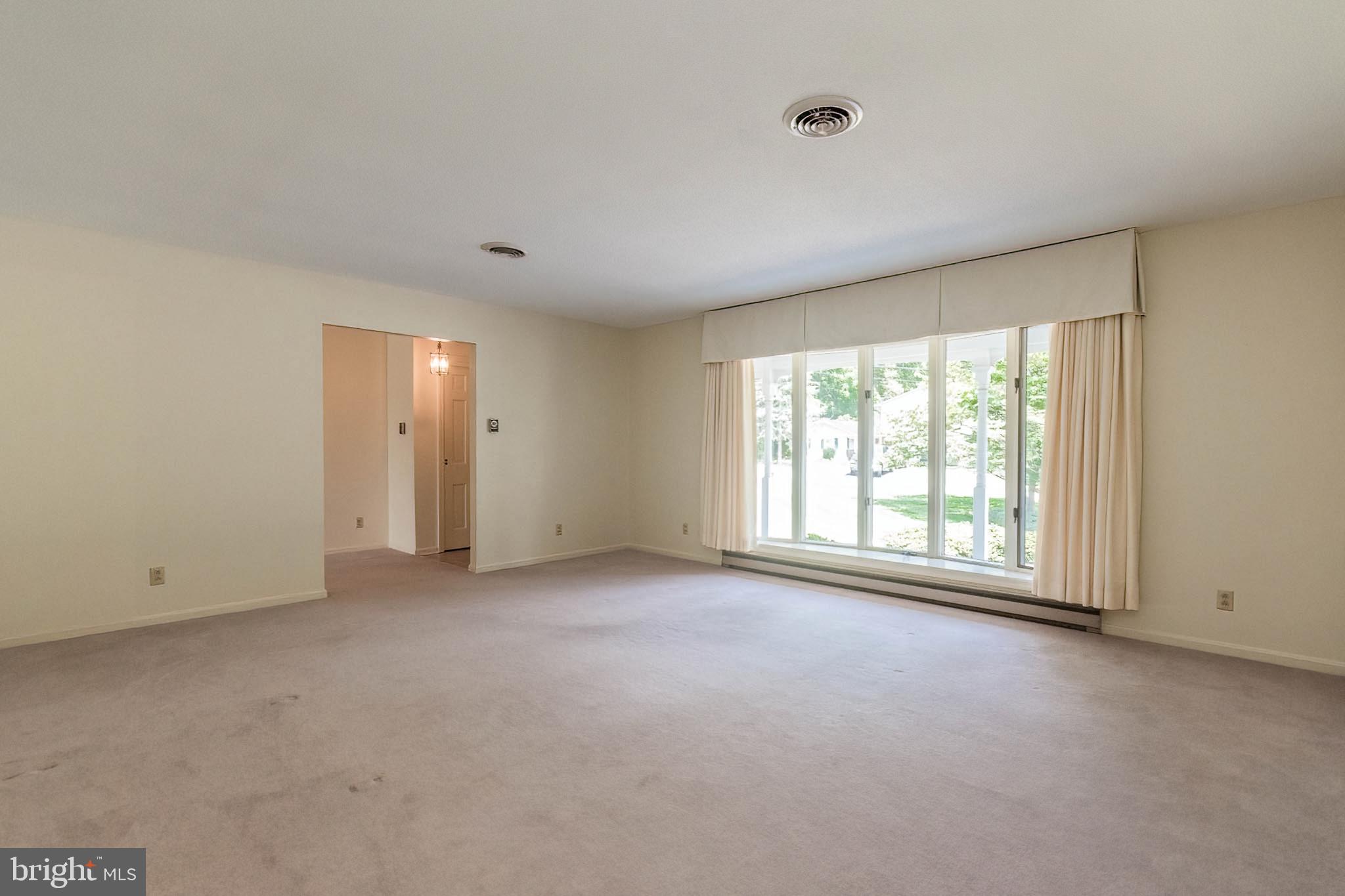 STONELEIGH - Residential