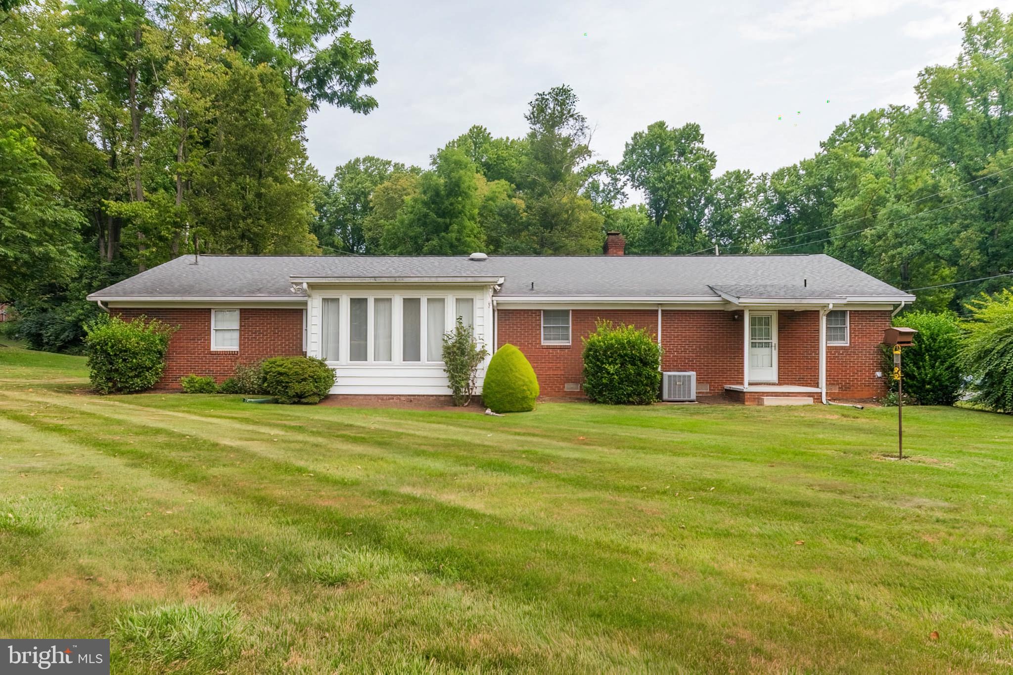 STONELEIGH - Residential