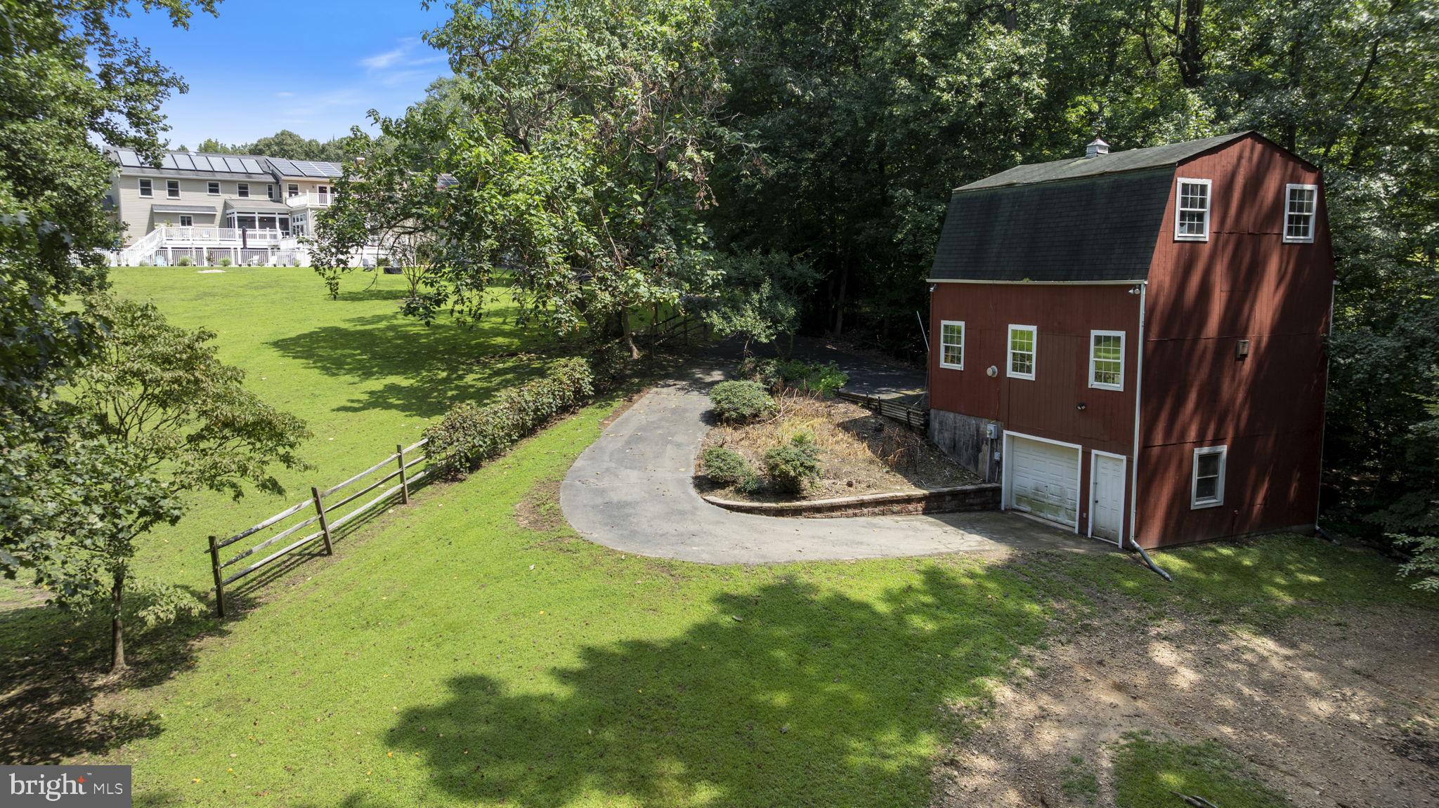 208 MORGANS RIDGE COURT