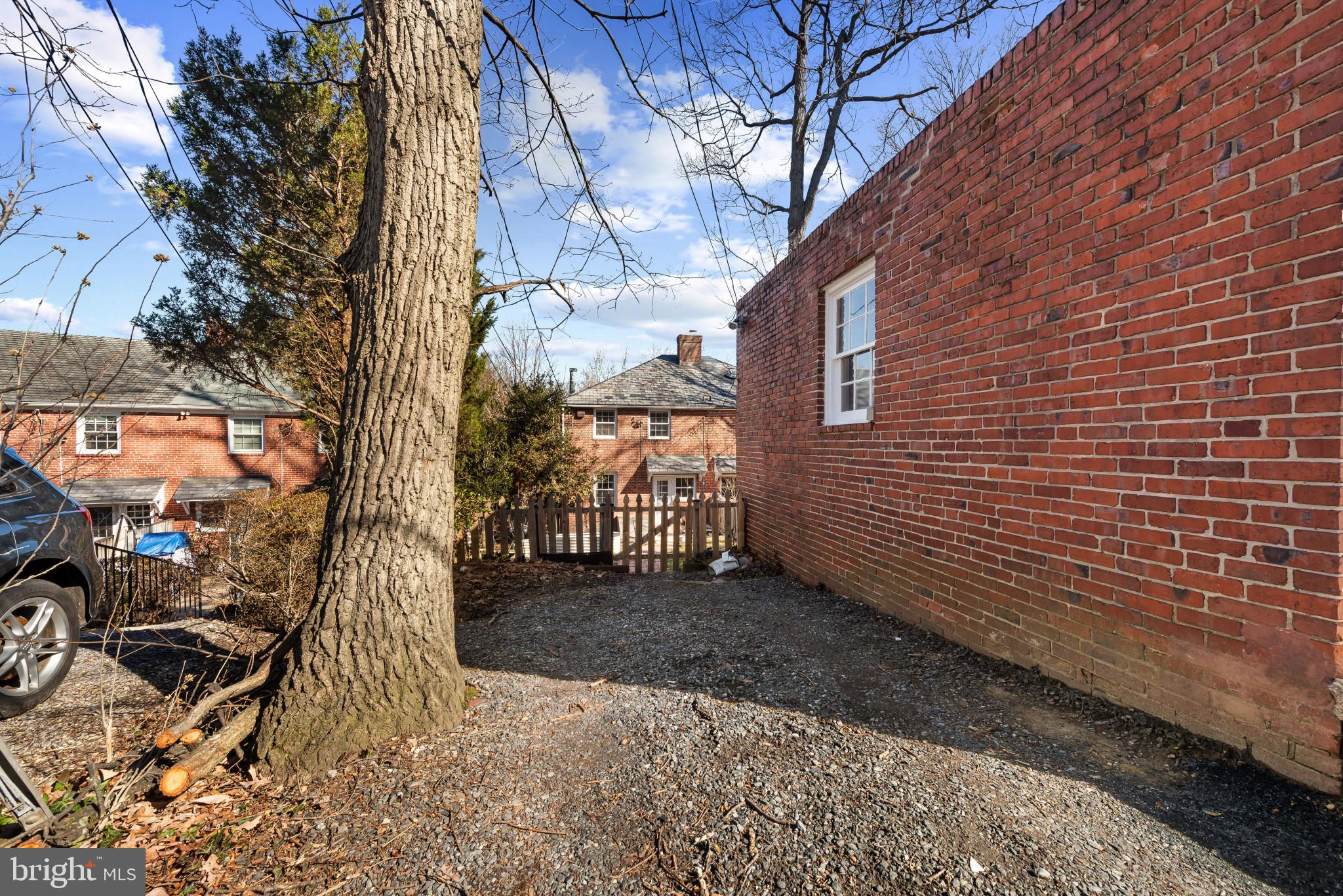 ORIGINAL NORTHWOOD - Residential