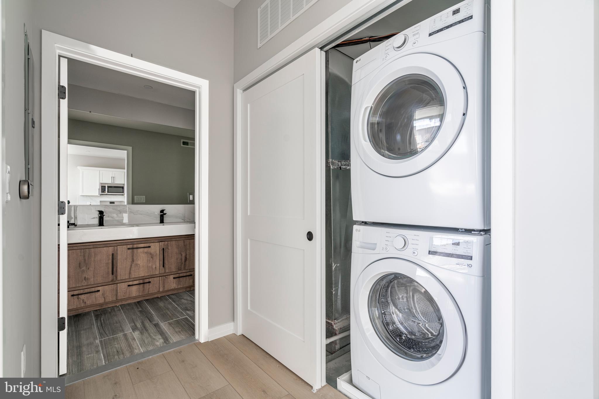 GRADUATE HOSPITAL - Residential Lease
