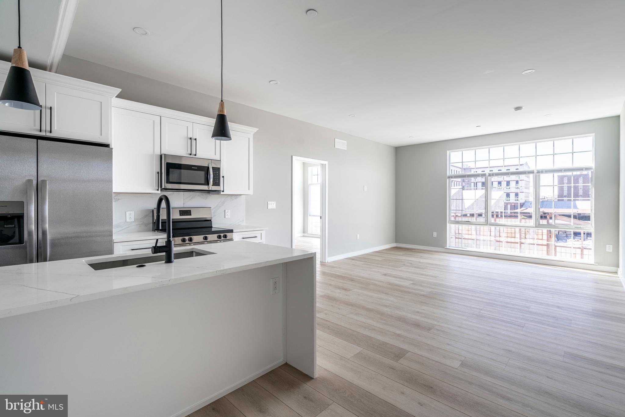 GRADUATE HOSPITAL - Residential Lease