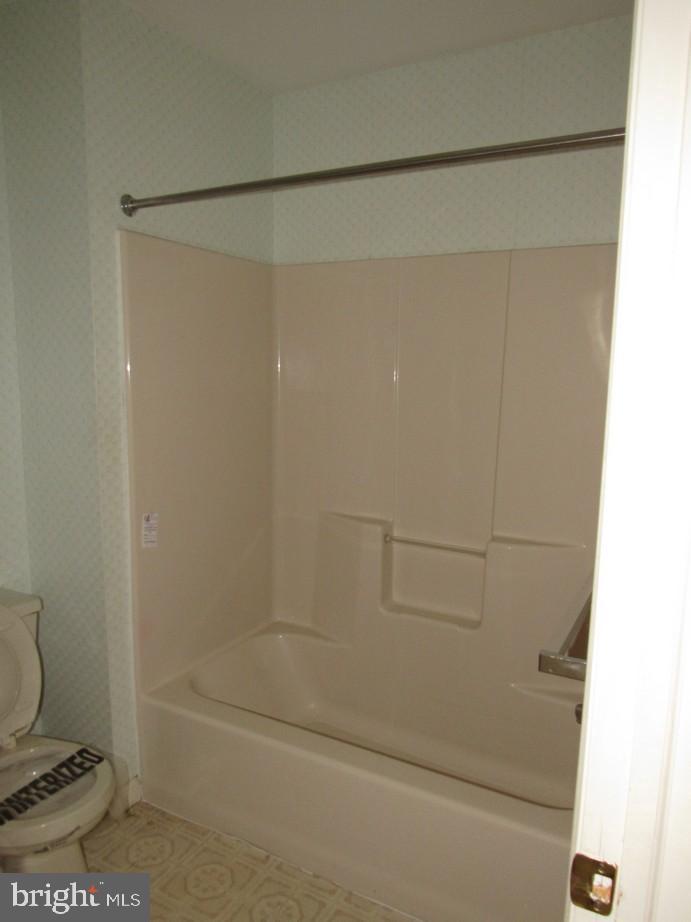 GABLE PARK WOODS - Residential