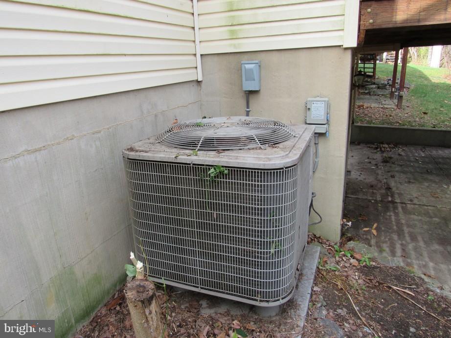 GABLE PARK WOODS - Residential