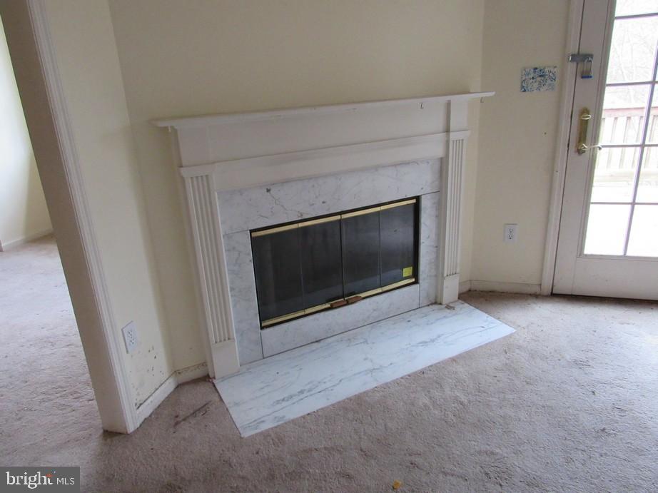 GABLE PARK WOODS - Residential