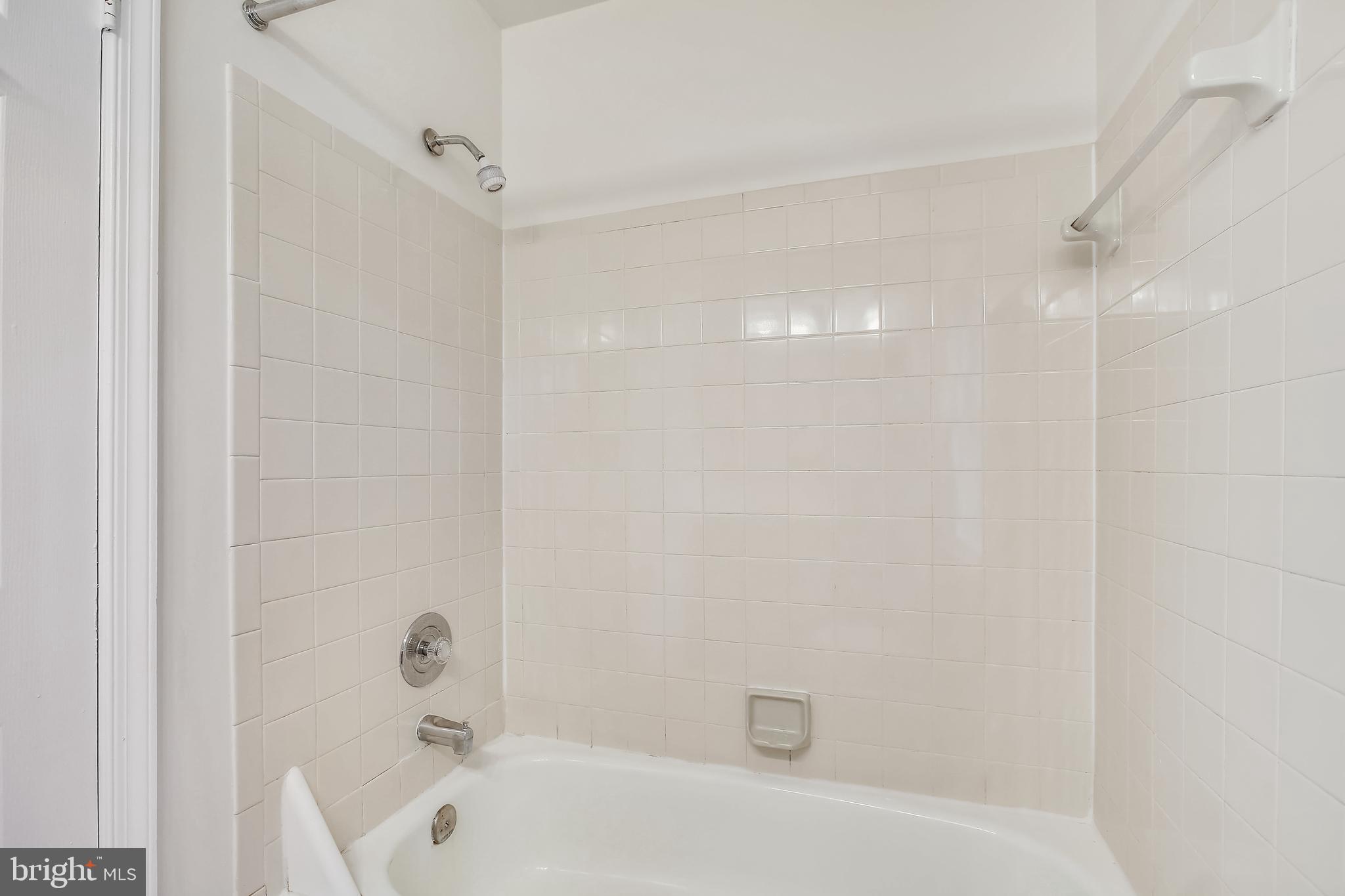 COLECROFT - Residential Lease