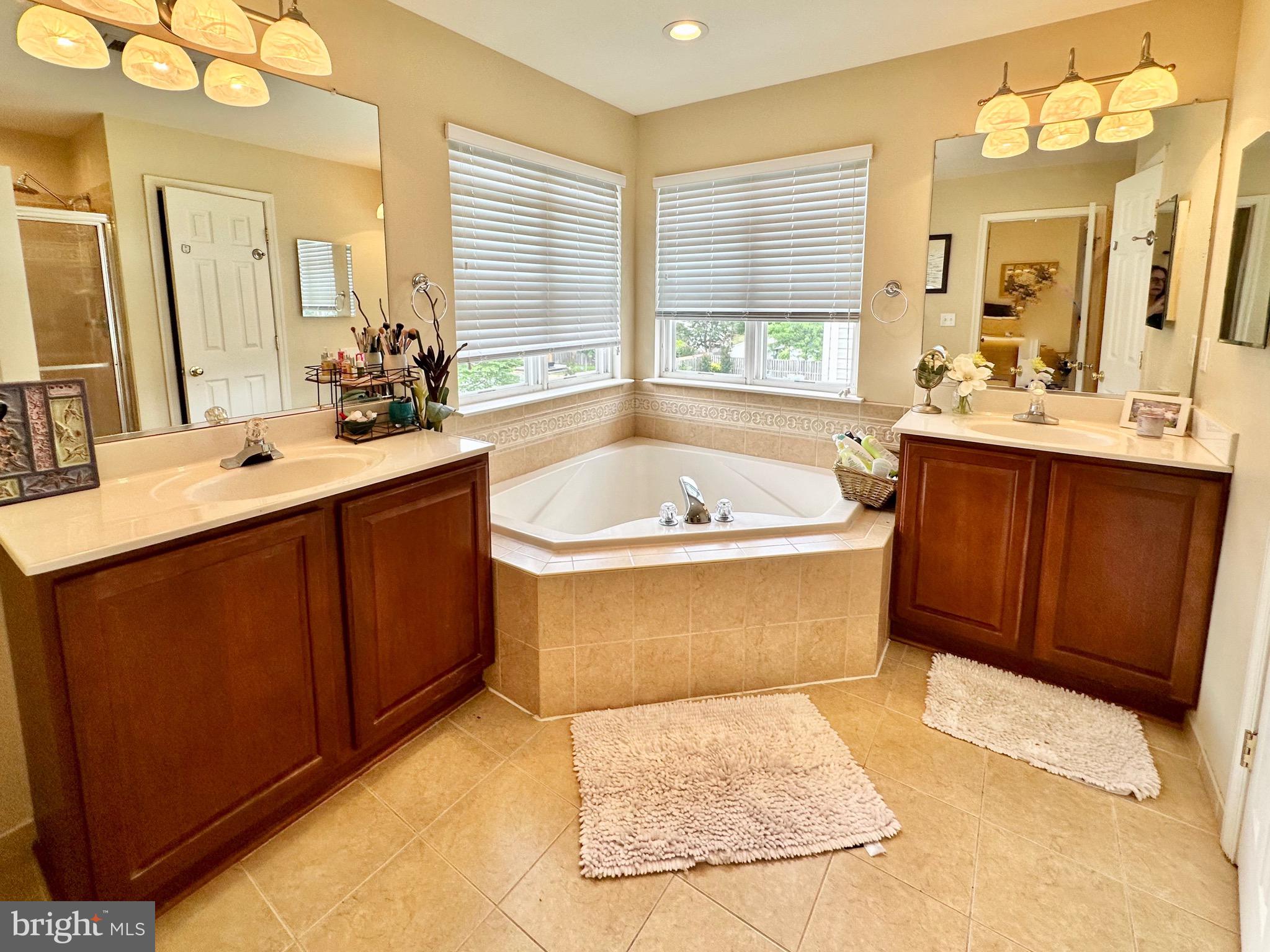 PATRIOT SQUARE - Residential