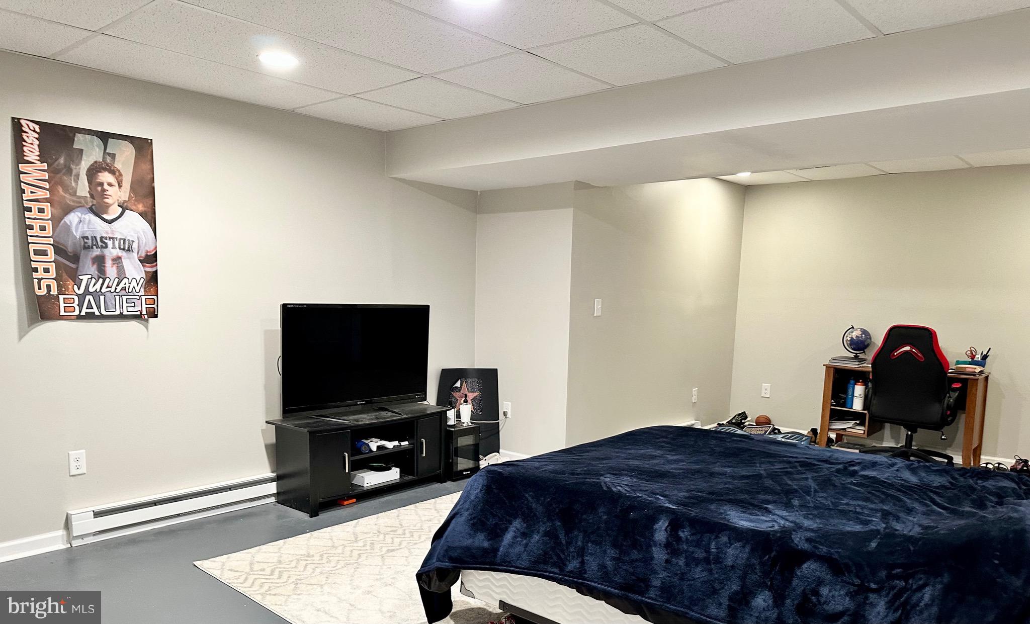 PATRIOT SQUARE - Residential