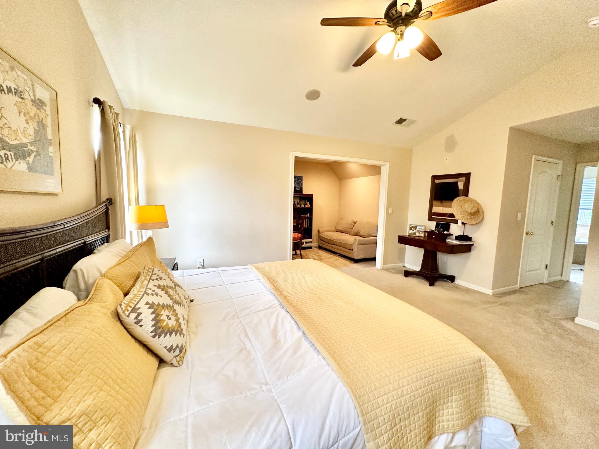 PATRIOT SQUARE - Residential