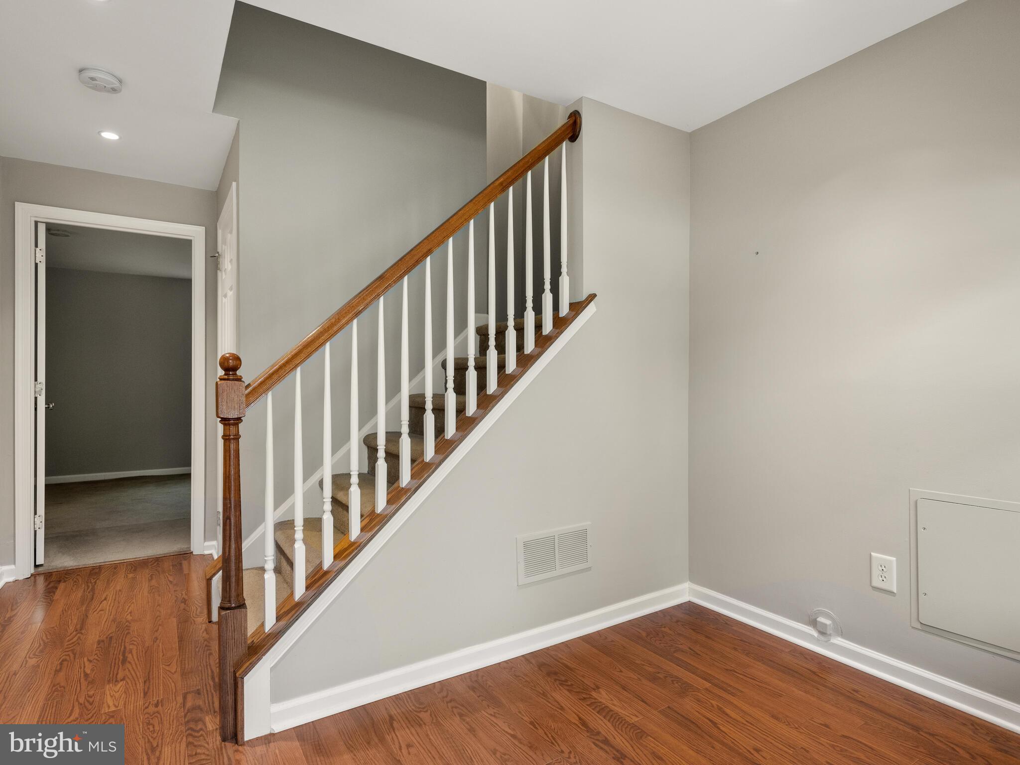 2746 FYNAMORE LANE