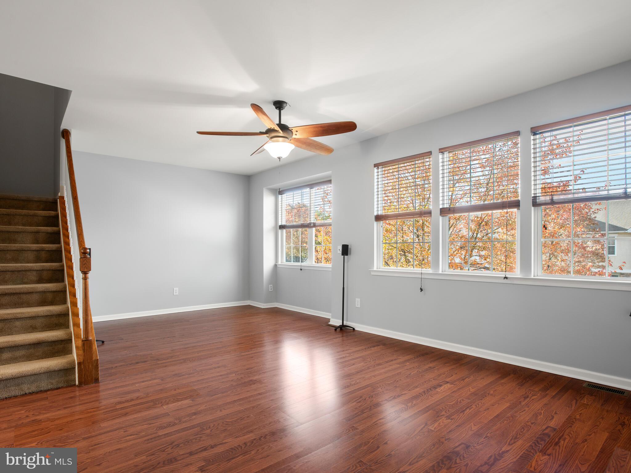 MEWS AT BAILEY STATION - Residential