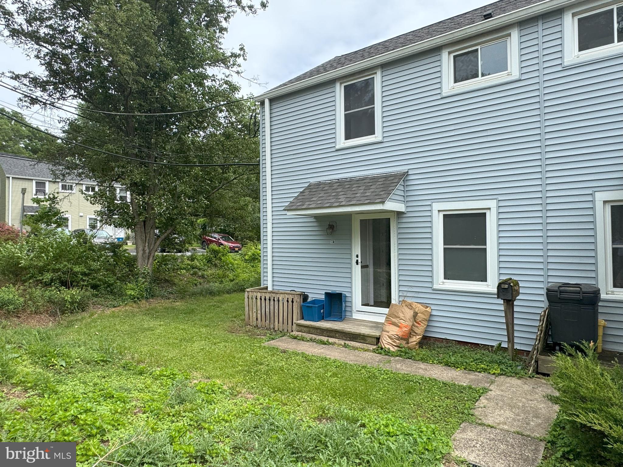 11 HILLSIDE ROAD A
