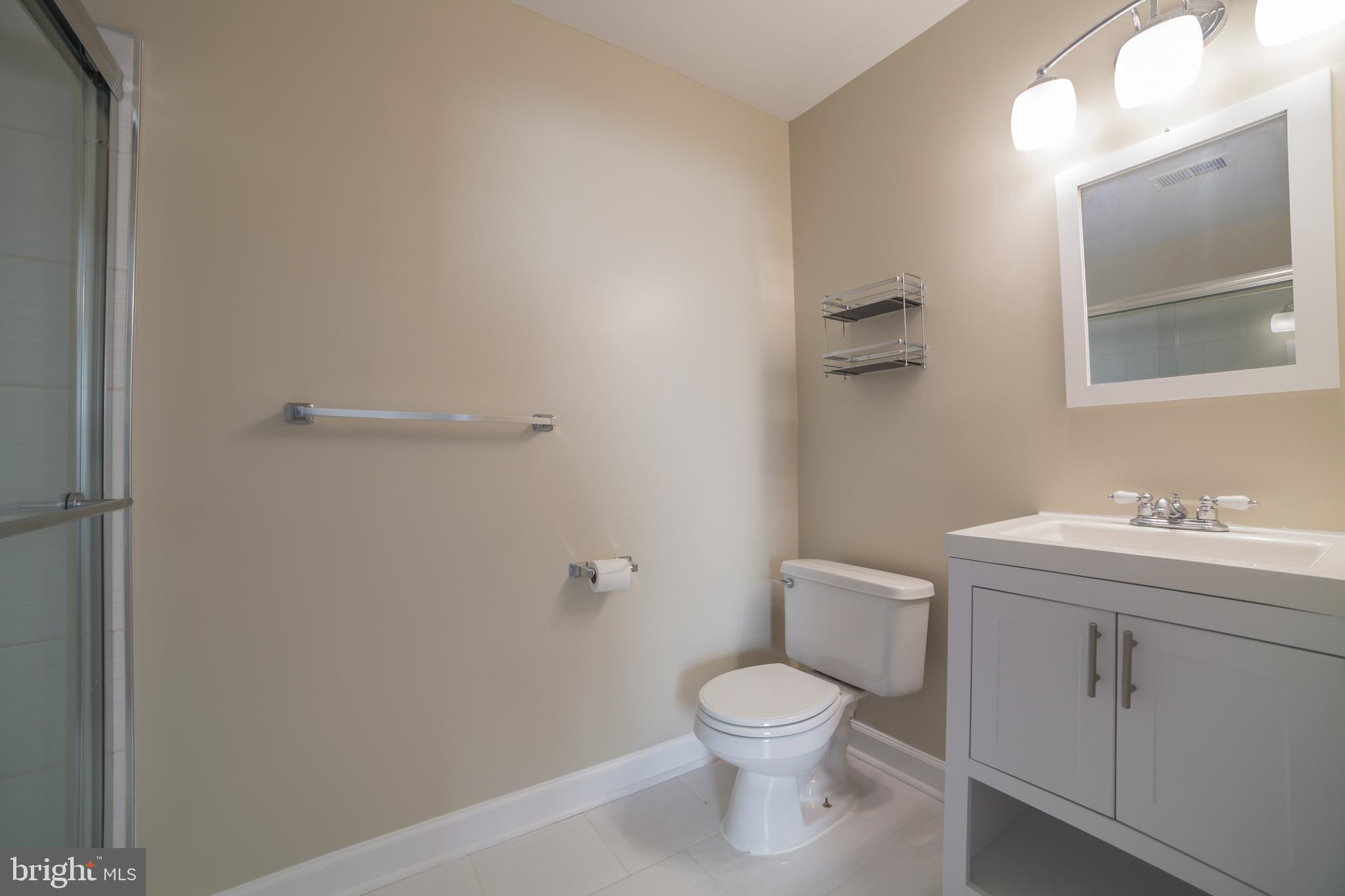 CROFTON MEADOWS - Residential Lease