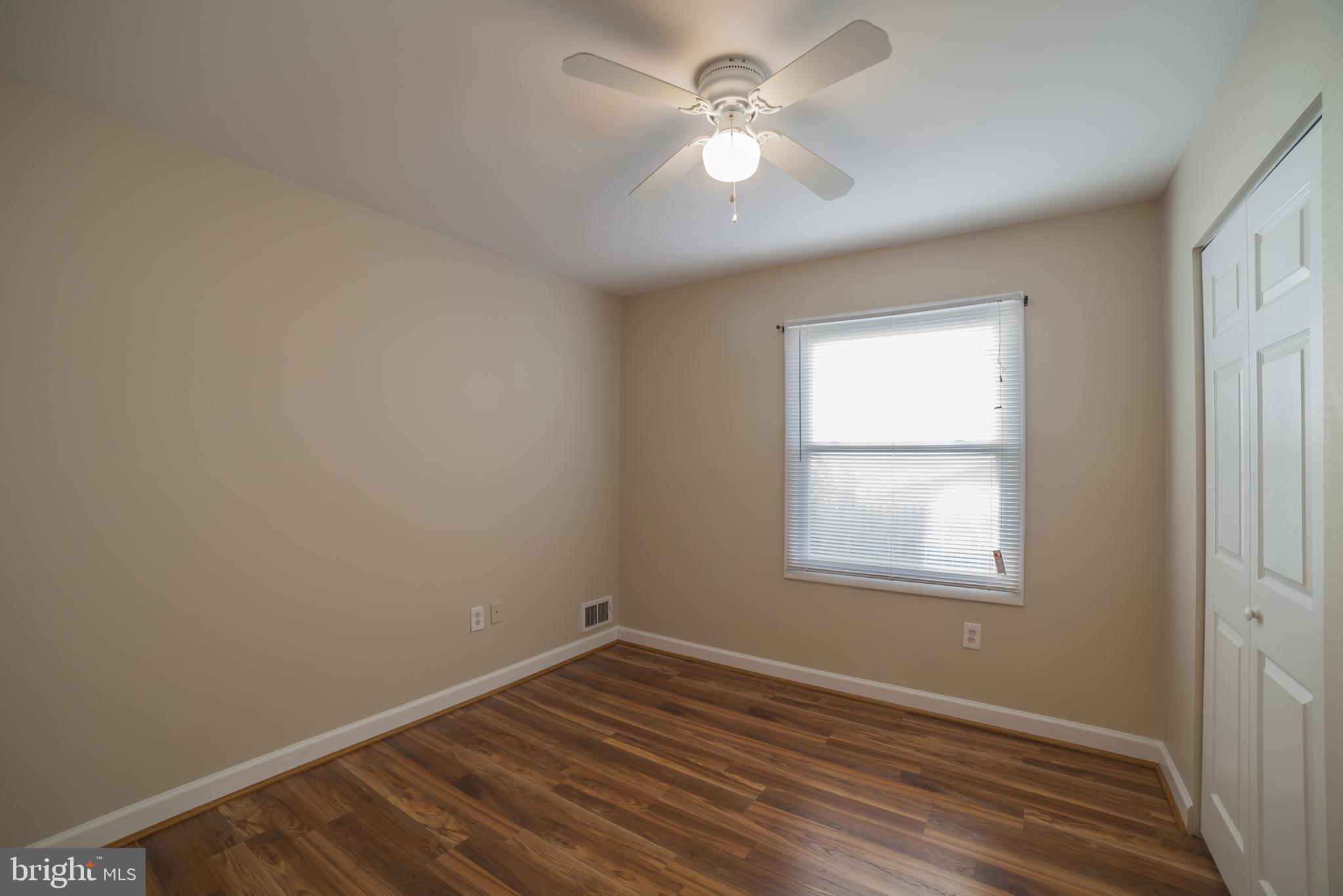 CROFTON MEADOWS - Residential Lease