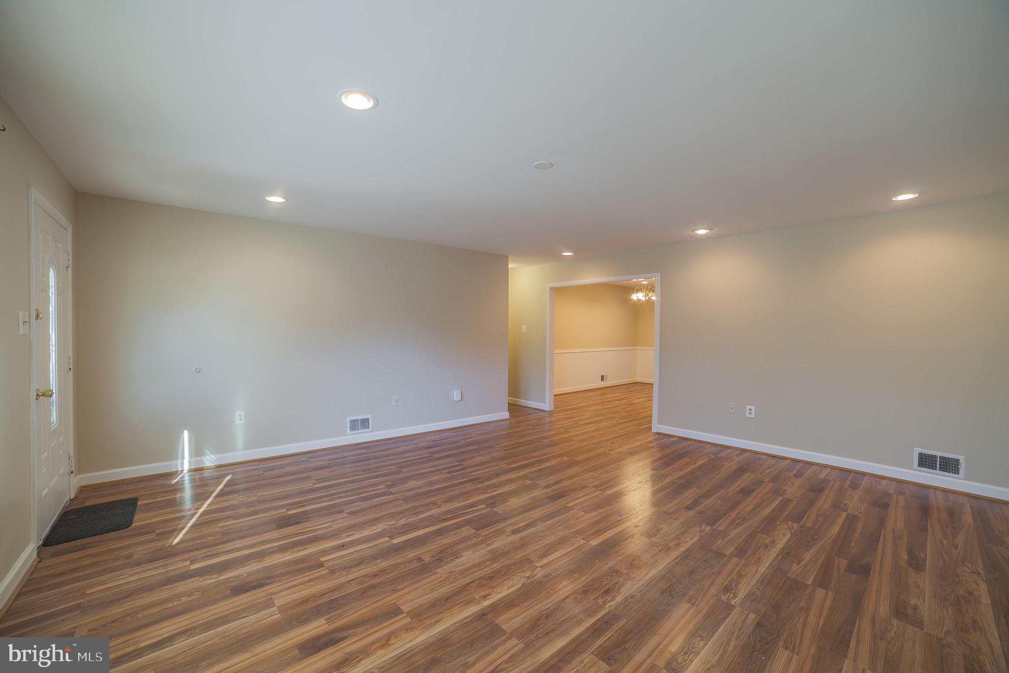 CROFTON MEADOWS - Residential Lease