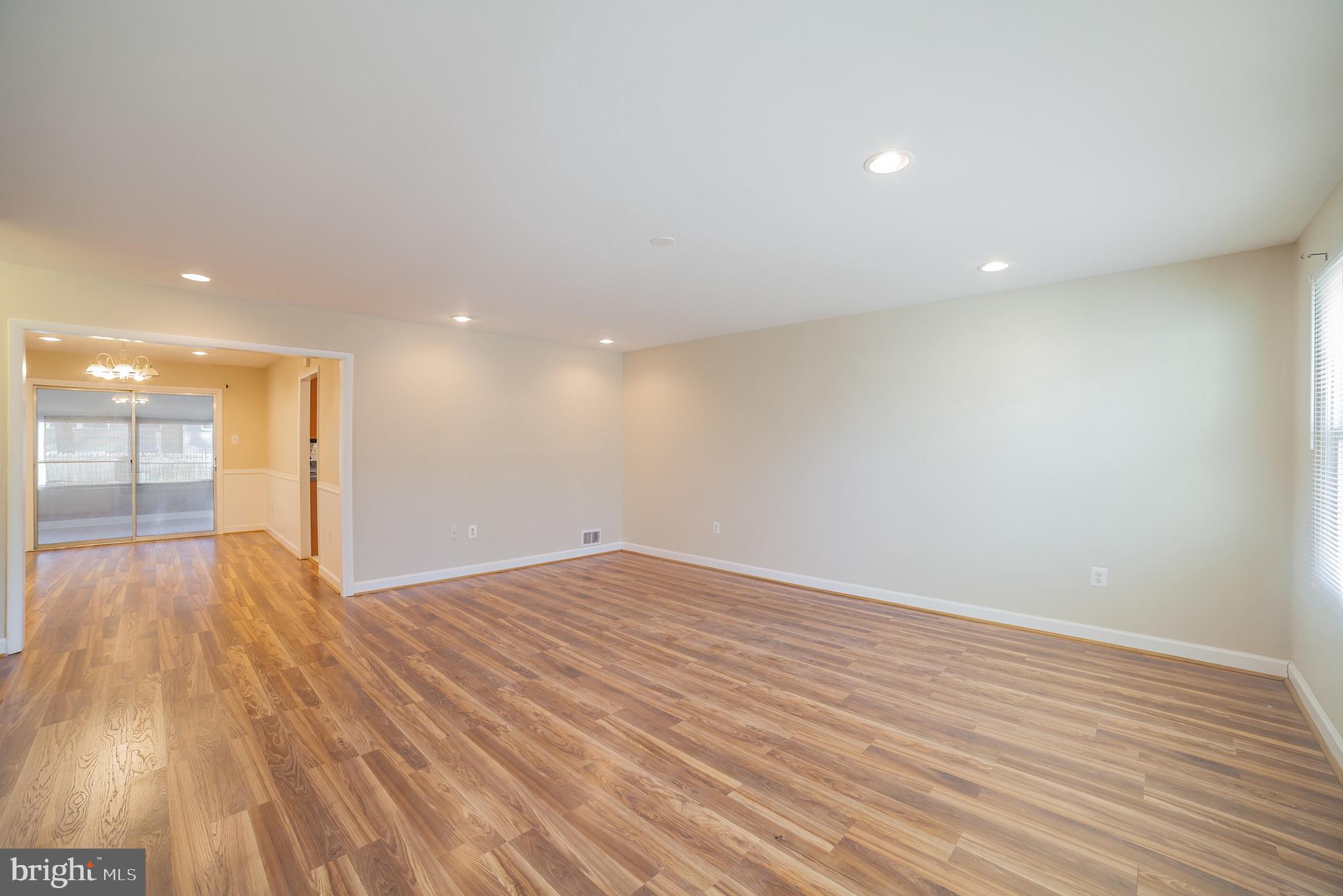 CROFTON MEADOWS - Residential Lease