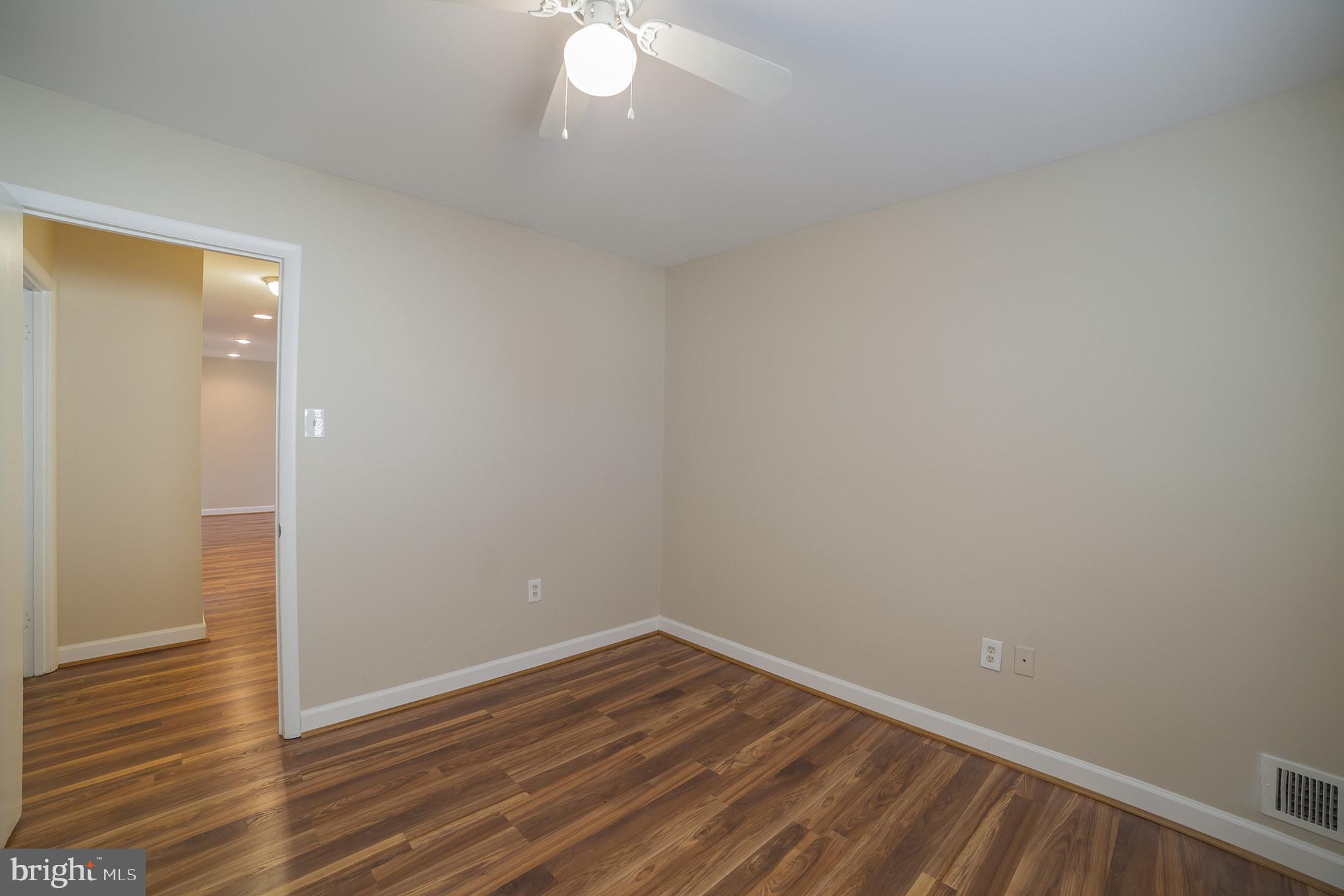 CROFTON MEADOWS - Residential Lease