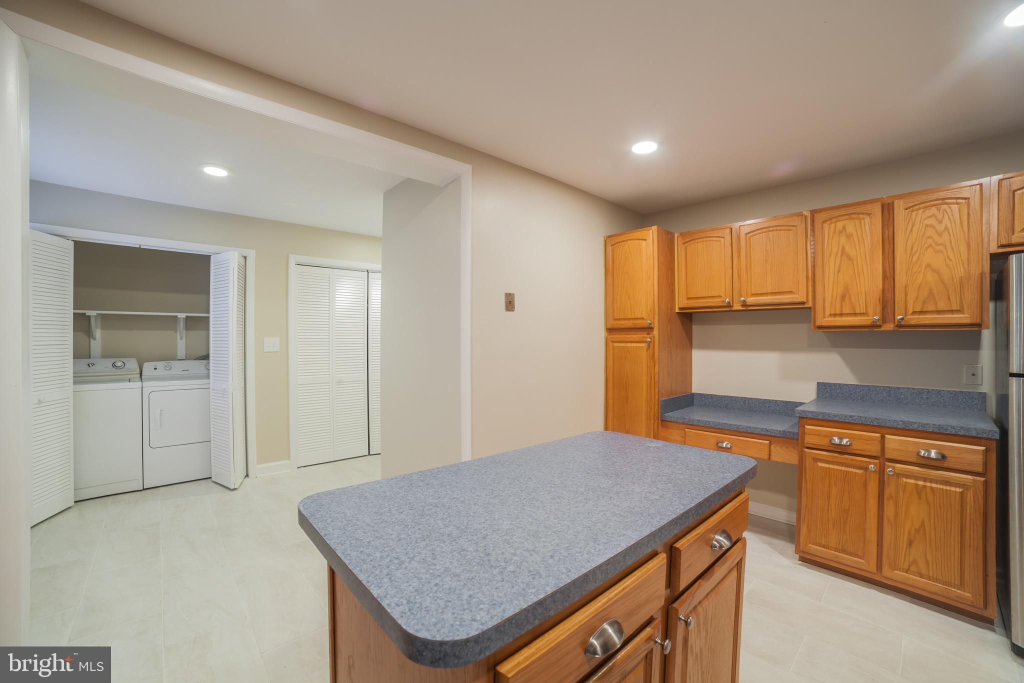 CROFTON MEADOWS - Residential Lease