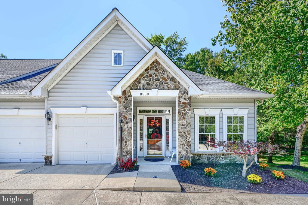 Photo of 6509 Golden Spring Lane #76, COLUMBIA, MD 21044 (MLS # MDHW2060396)