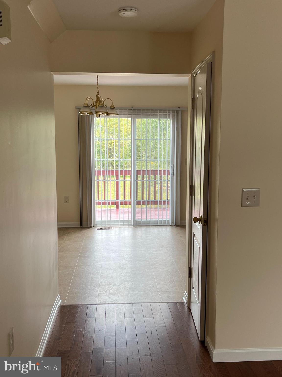 AMBER WOODS - Residential