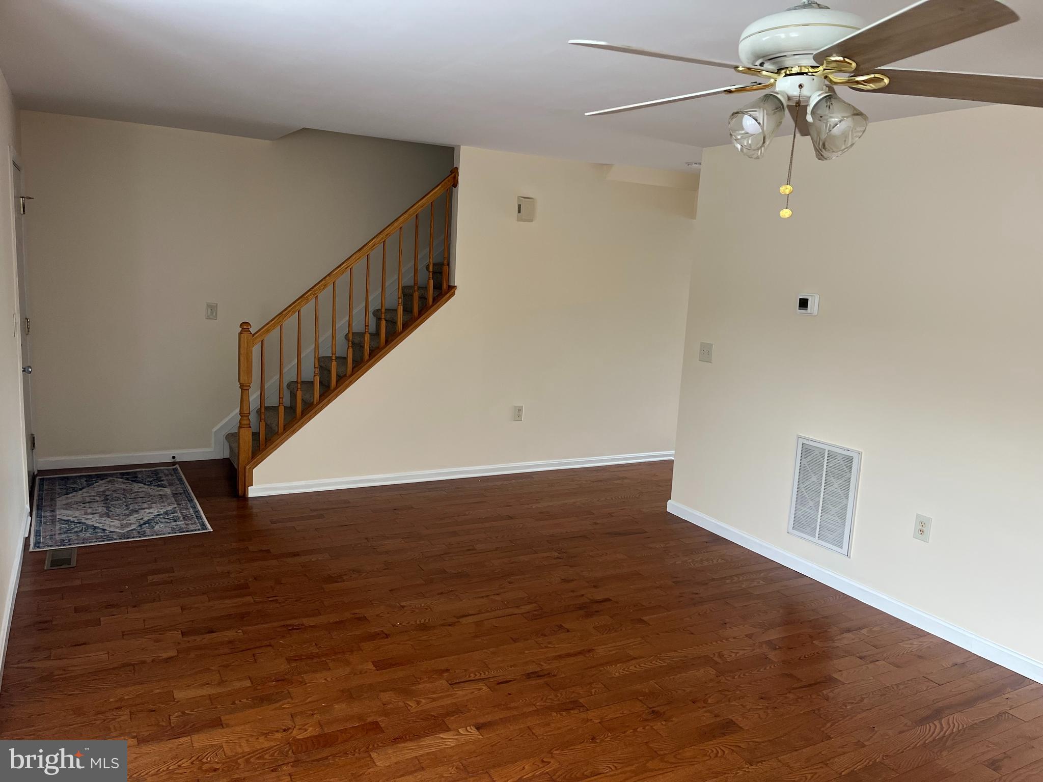 AMBER WOODS - Residential