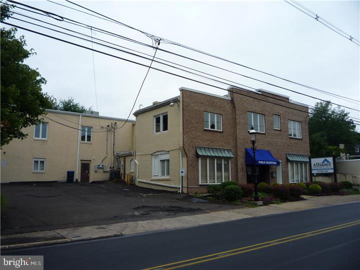 000 - Commercial Sale