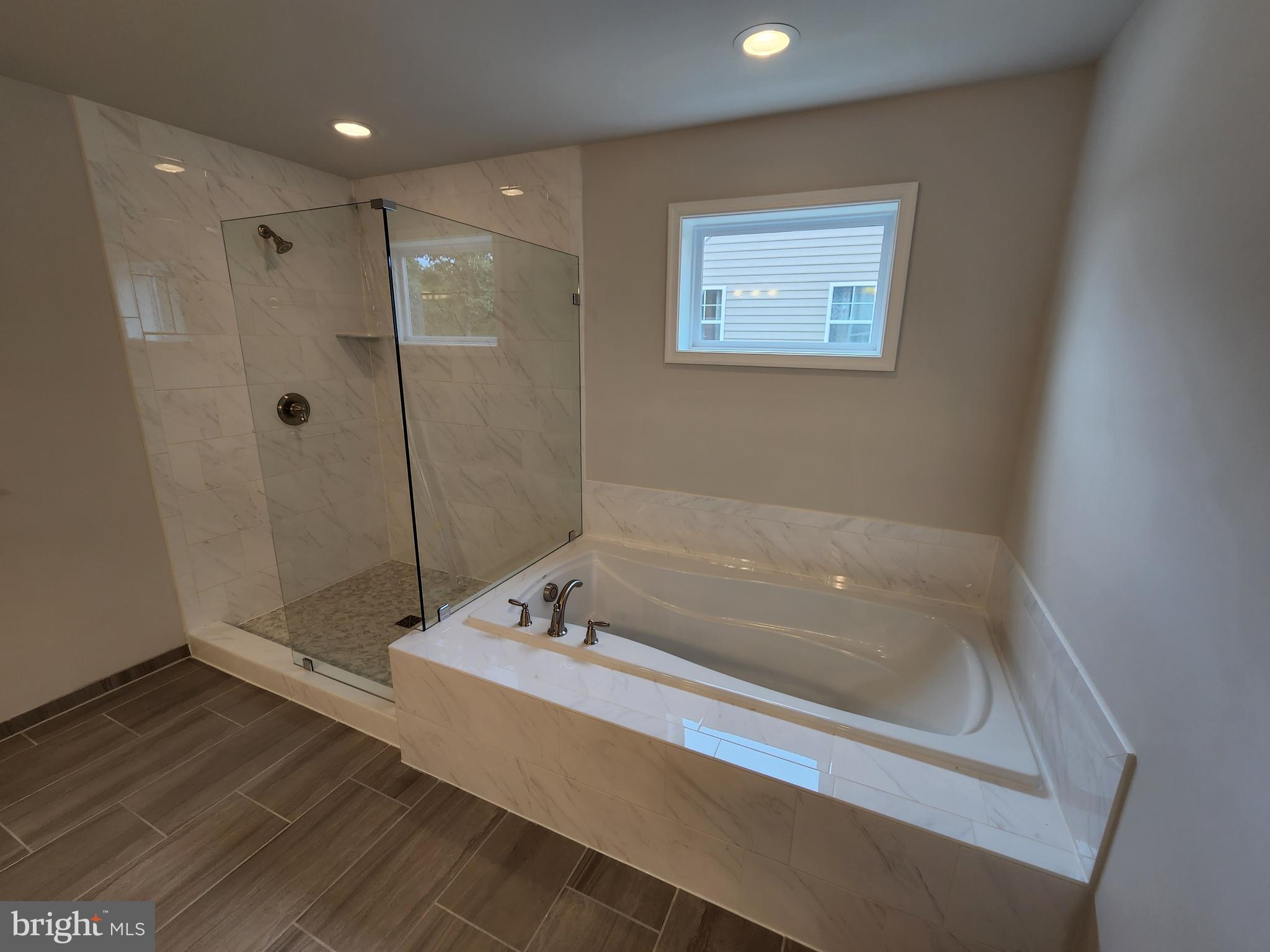 COPPER MILL ESTATES - Residential Lease