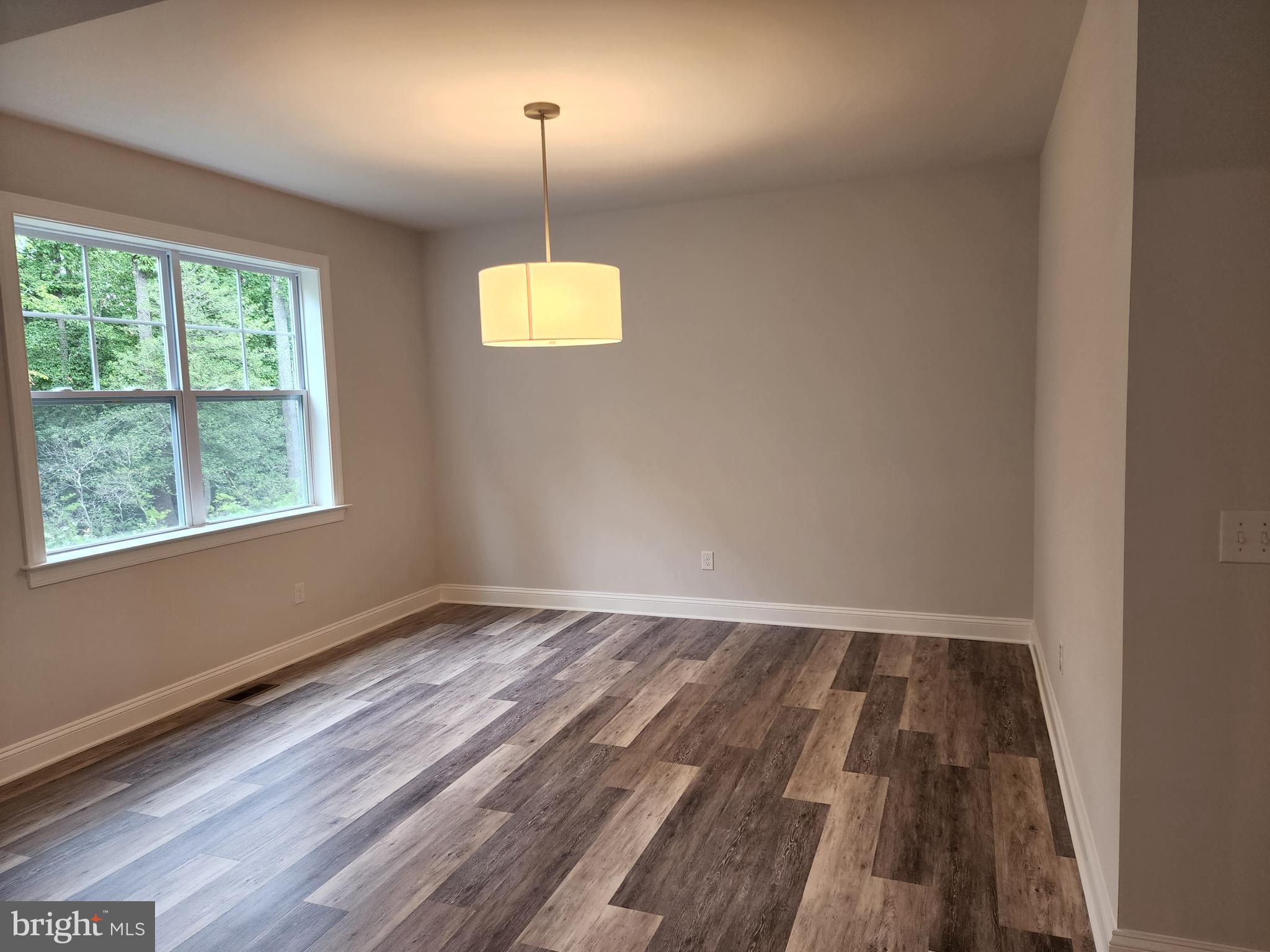 COPPER MILL ESTATES - Residential Lease