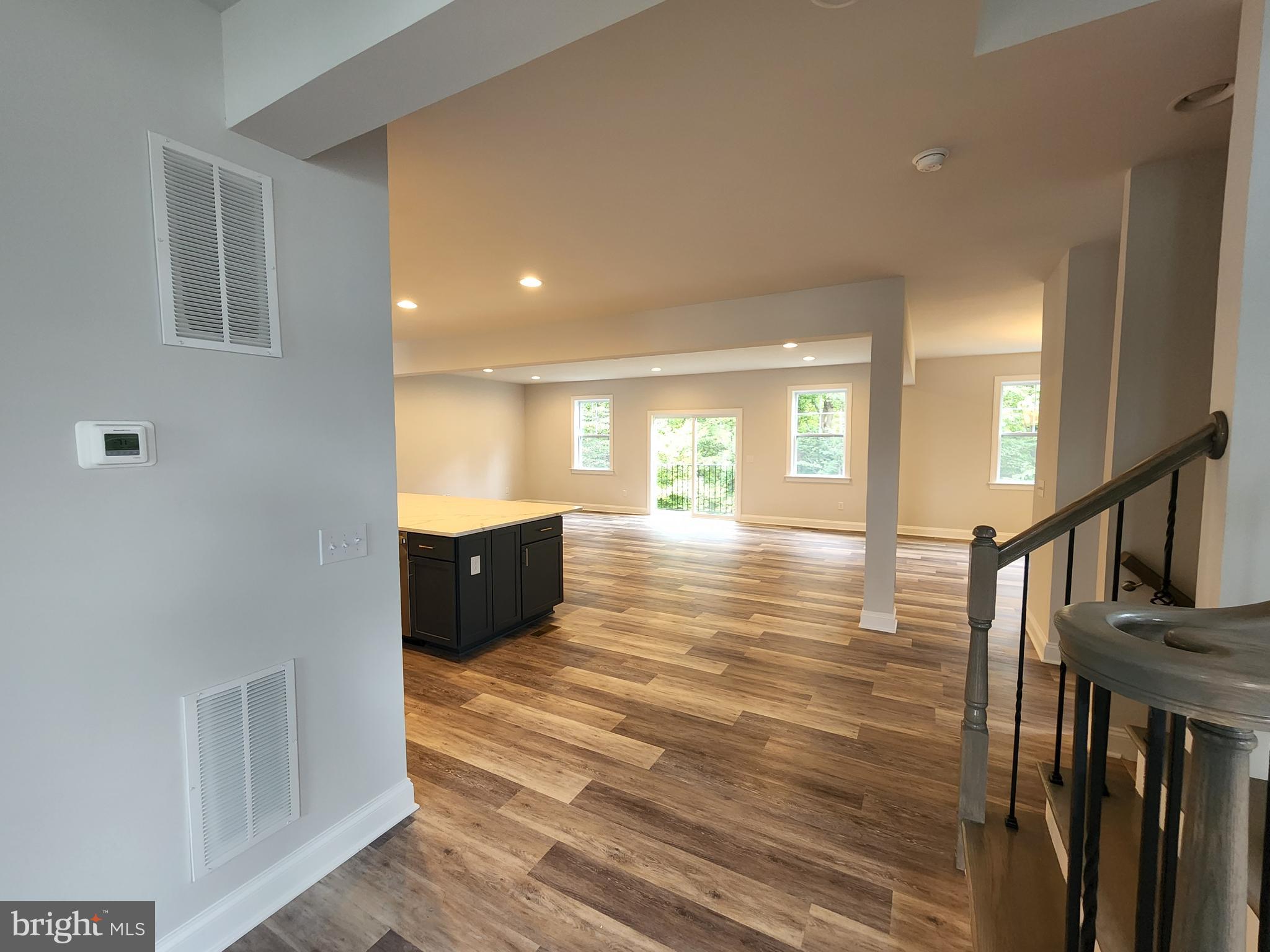 COPPER MILL ESTATES - Residential Lease