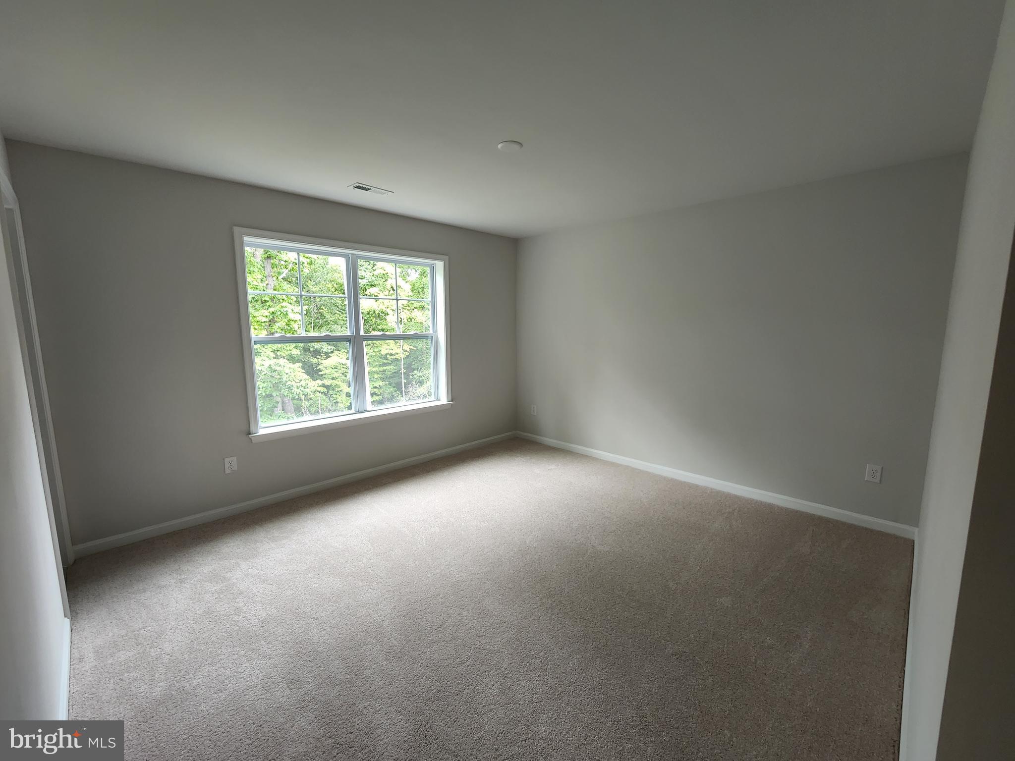 COPPER MILL ESTATES - Residential Lease