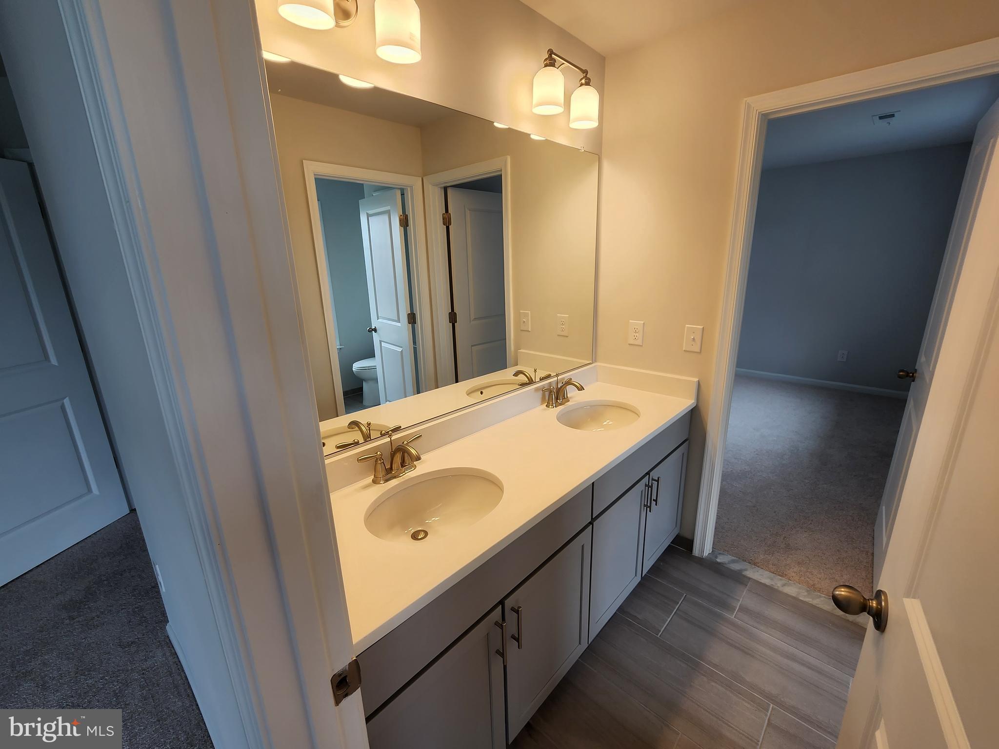 COPPER MILL ESTATES - Residential Lease