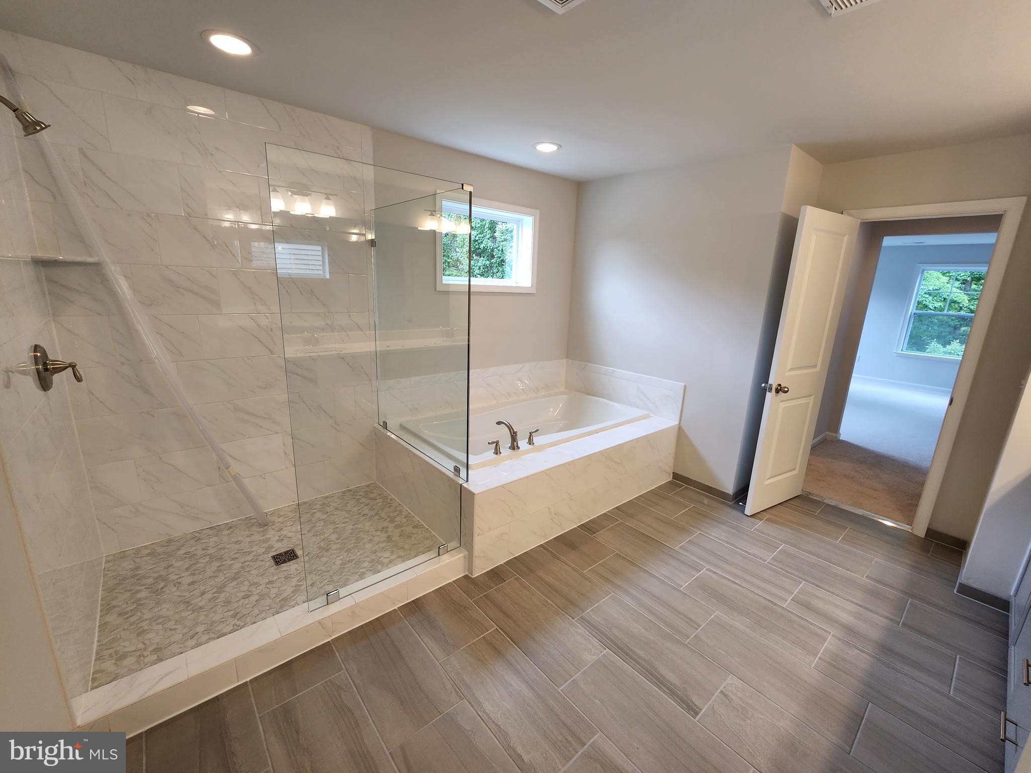 COPPER MILL ESTATES - Residential Lease