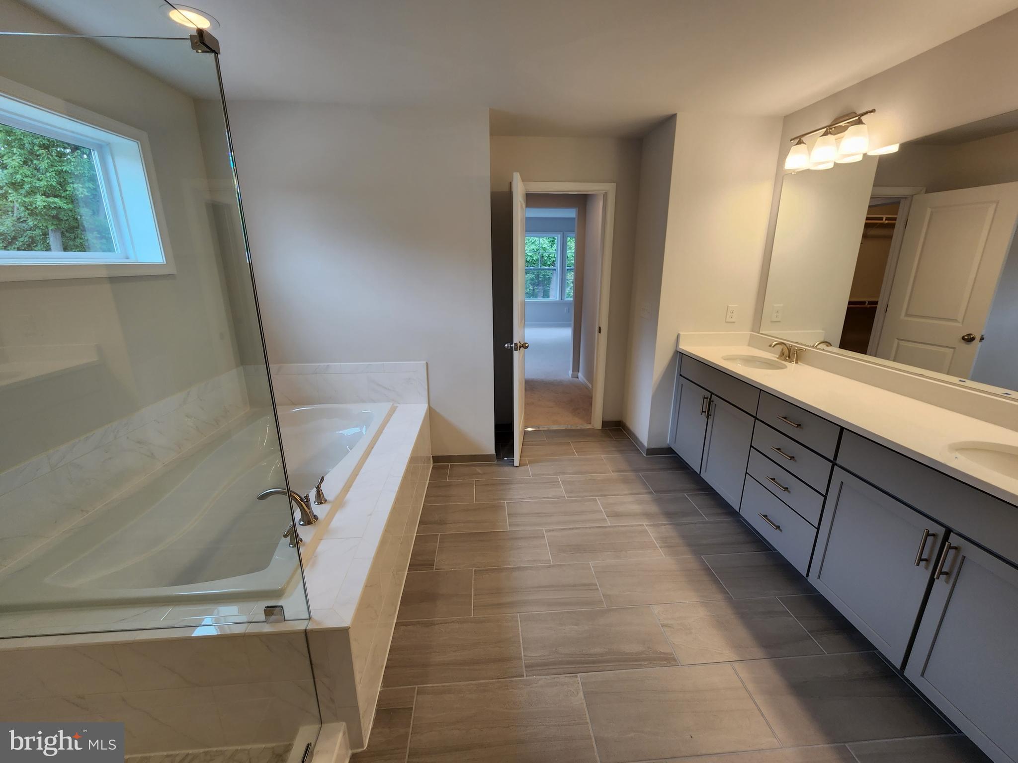 COPPER MILL ESTATES - Residential Lease