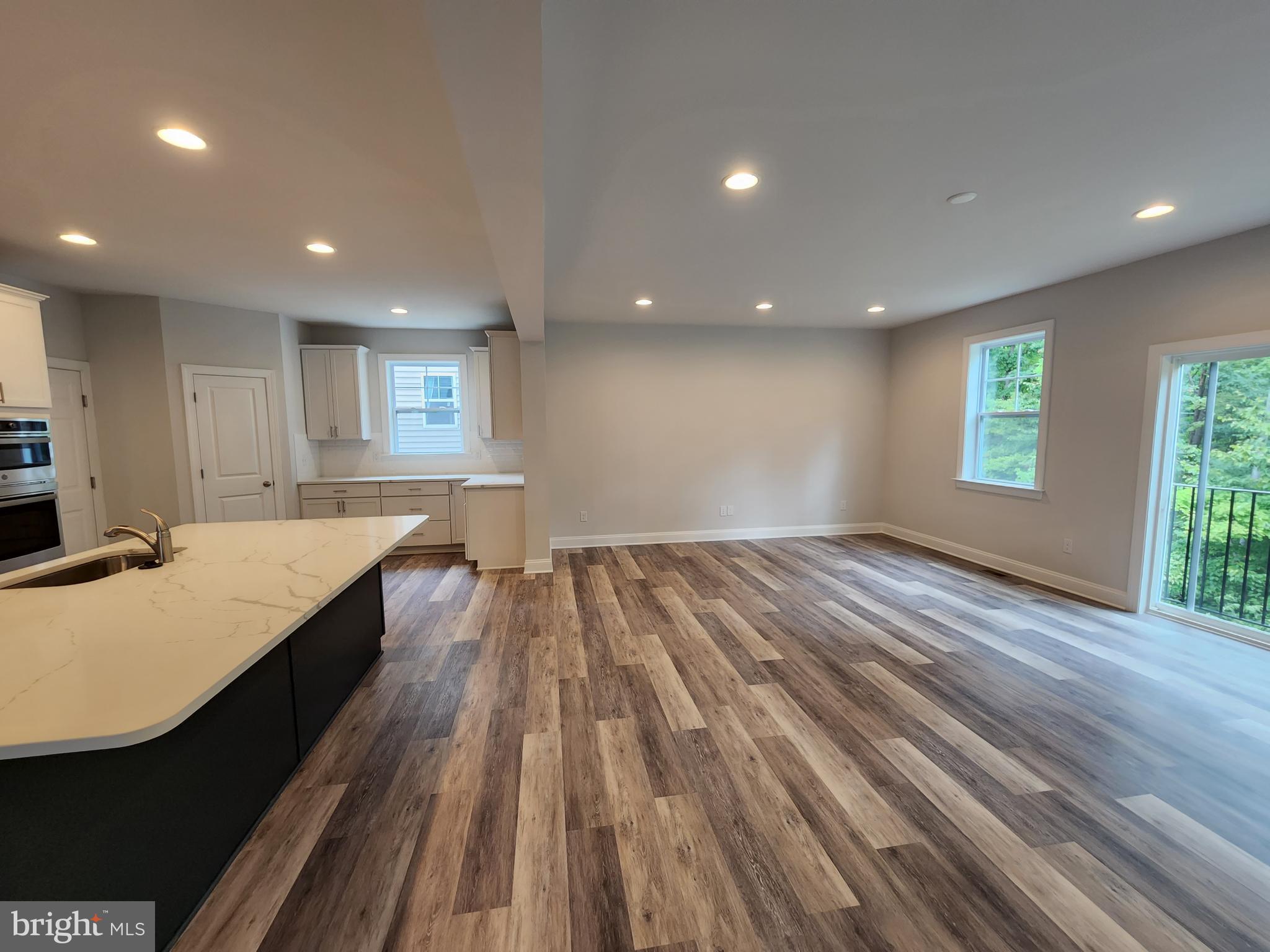 COPPER MILL ESTATES - Residential Lease