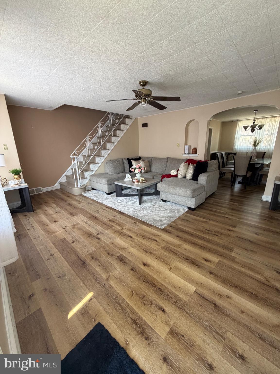 HOLMESBURG - Residential