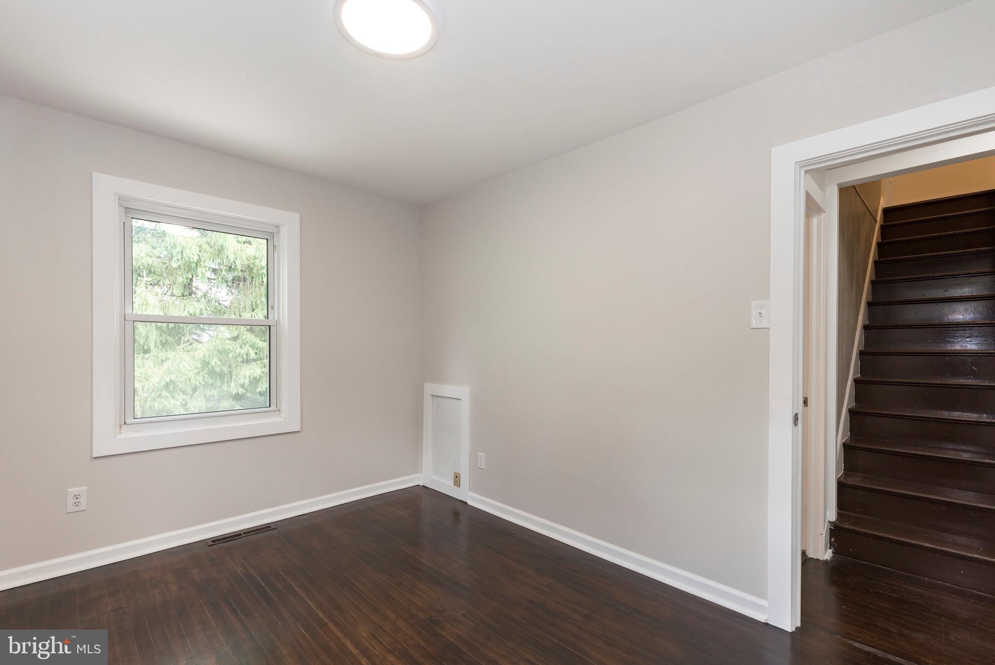 EASTTOWN WOODS - Residential Lease