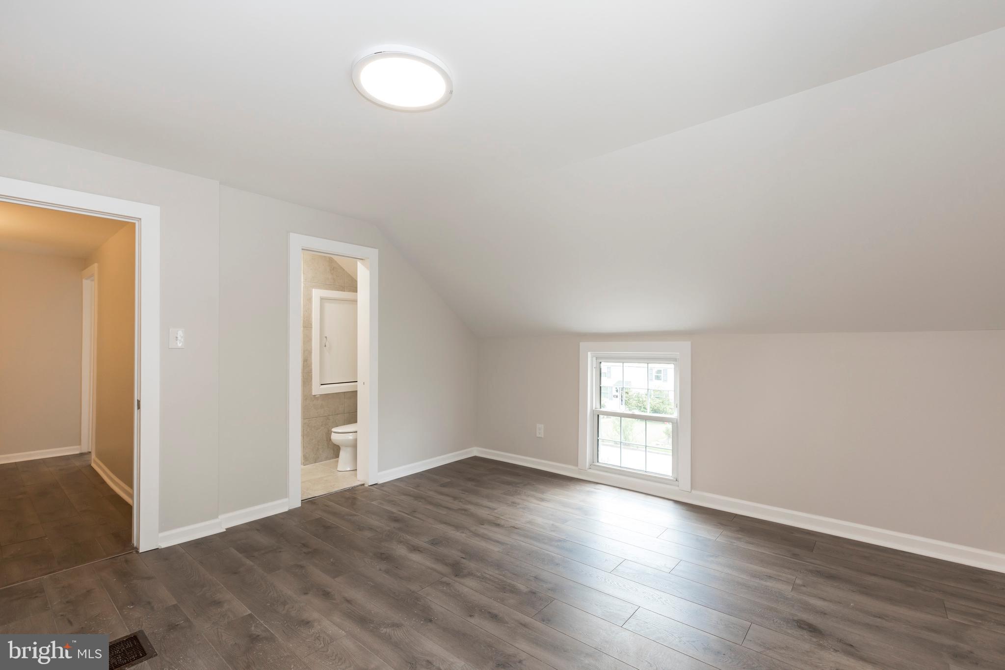EASTTOWN WOODS - Residential Lease